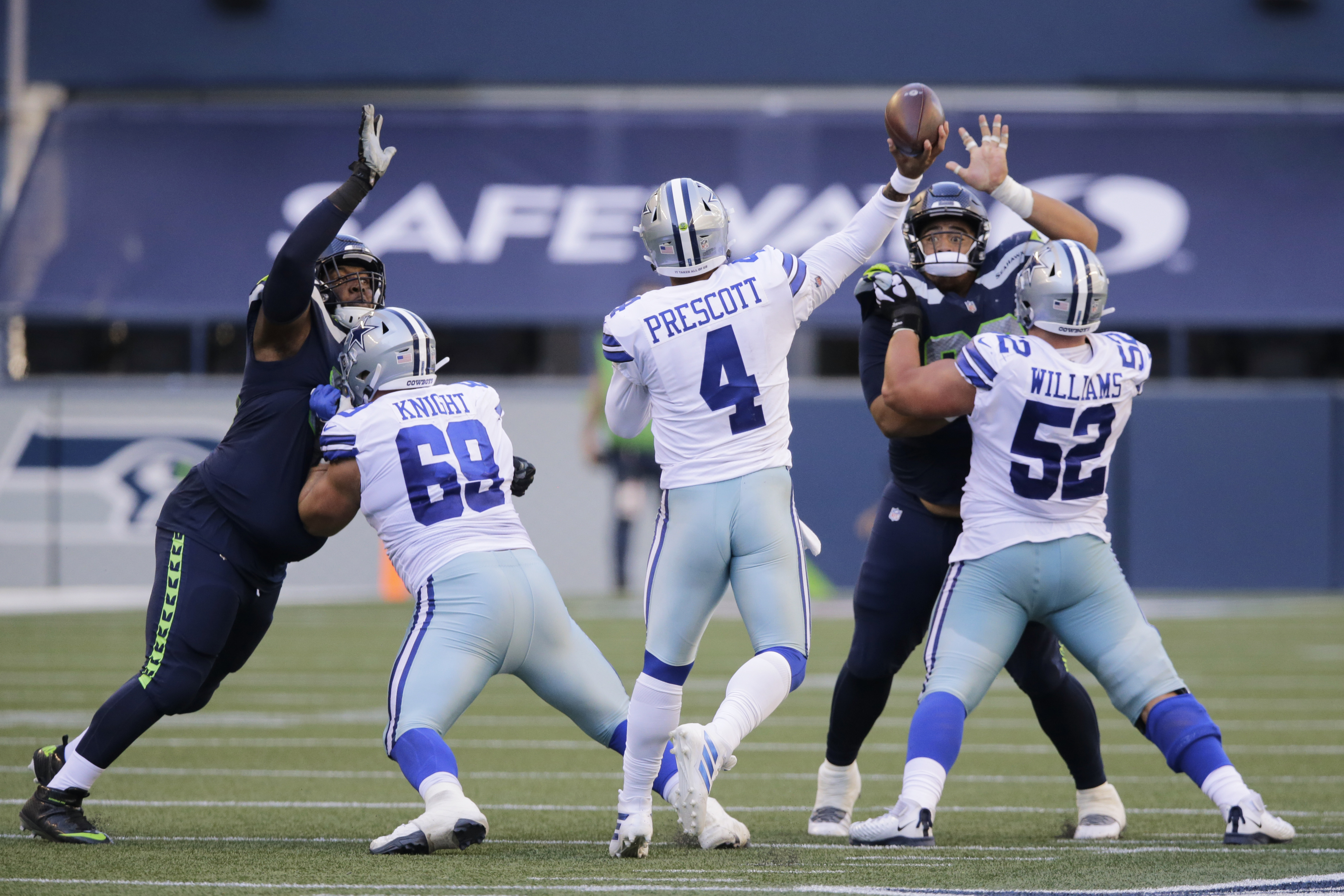 Wilson throws 5 more TDs, Seahawks topple Cowboys 38-31 - The Columbian