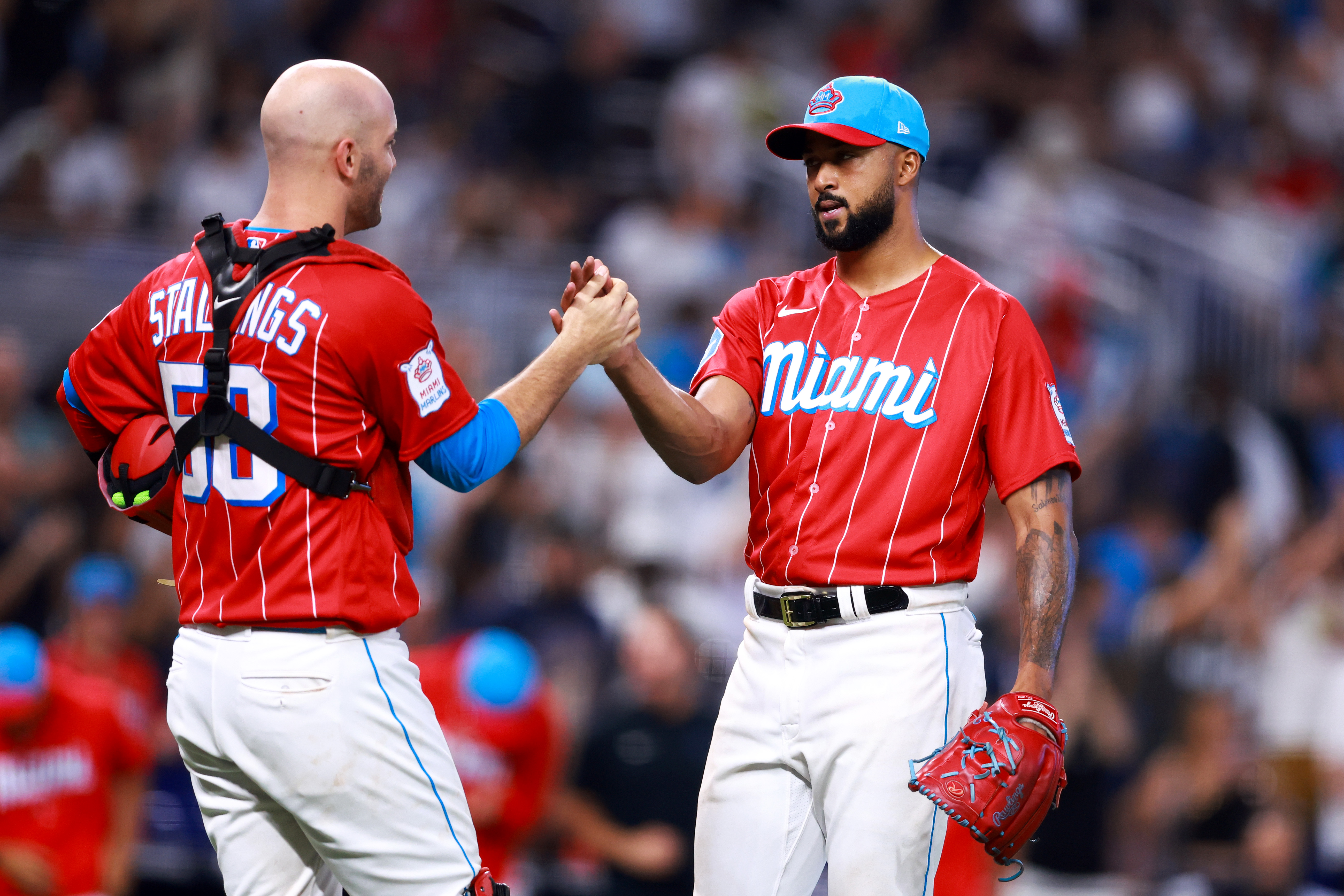 Teal deal: Miami Marlins must bring old colors back for good