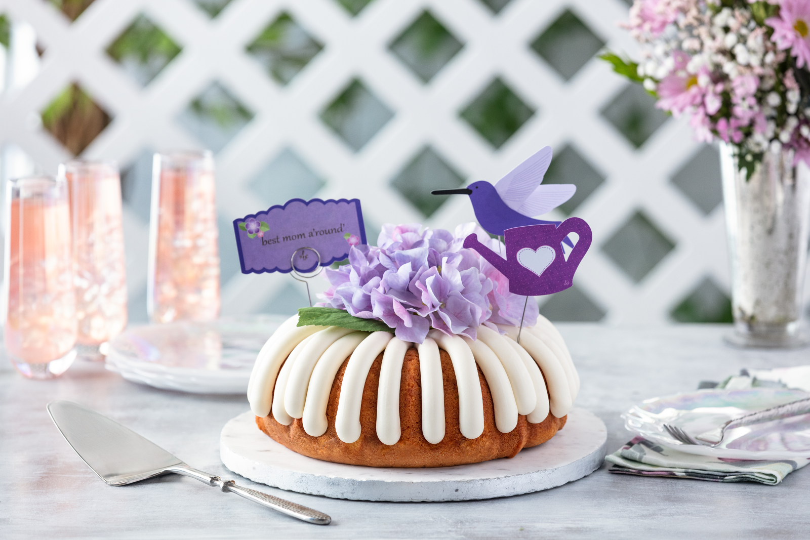 Homemade Lemon Bundt Cake With Icing Sugar And Burning Candles Stock Photo  - Download Image Now - iStock