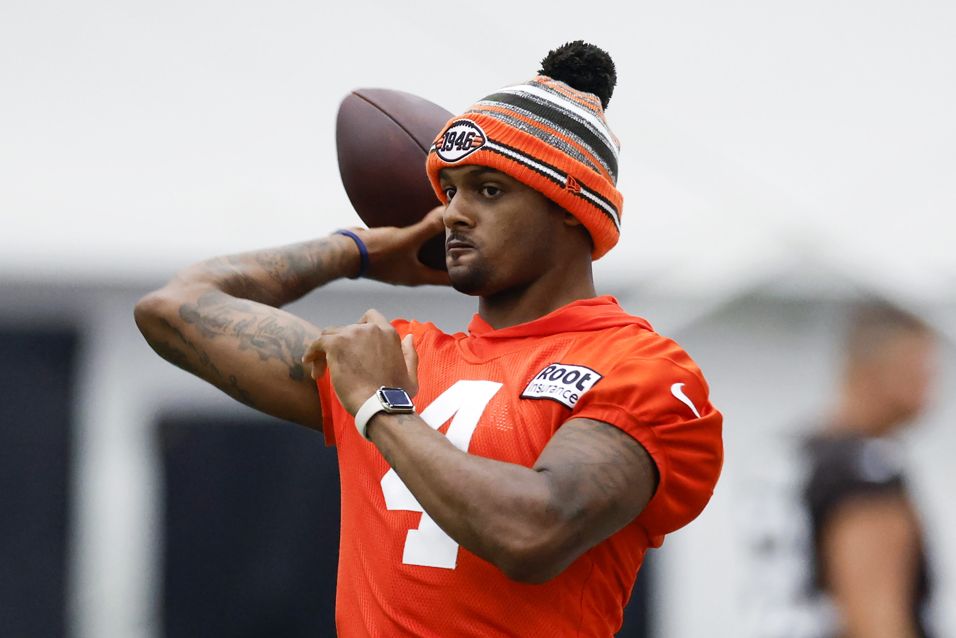 Browns QB Deshaun Watson reports to training camp amid uncertainty