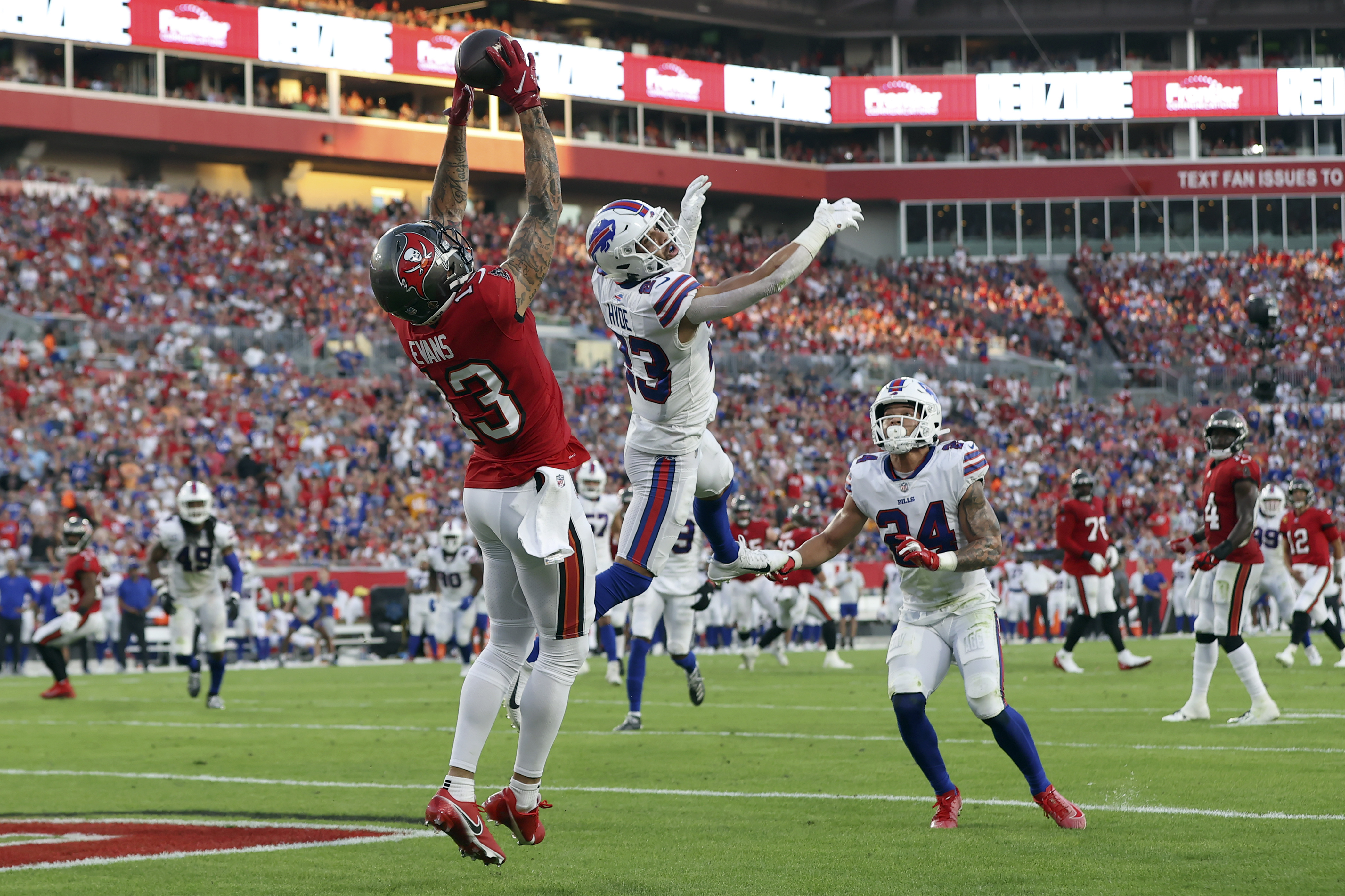 90 Buffalo Bills players in 90 day: G Rodger Saffold - Buffalo