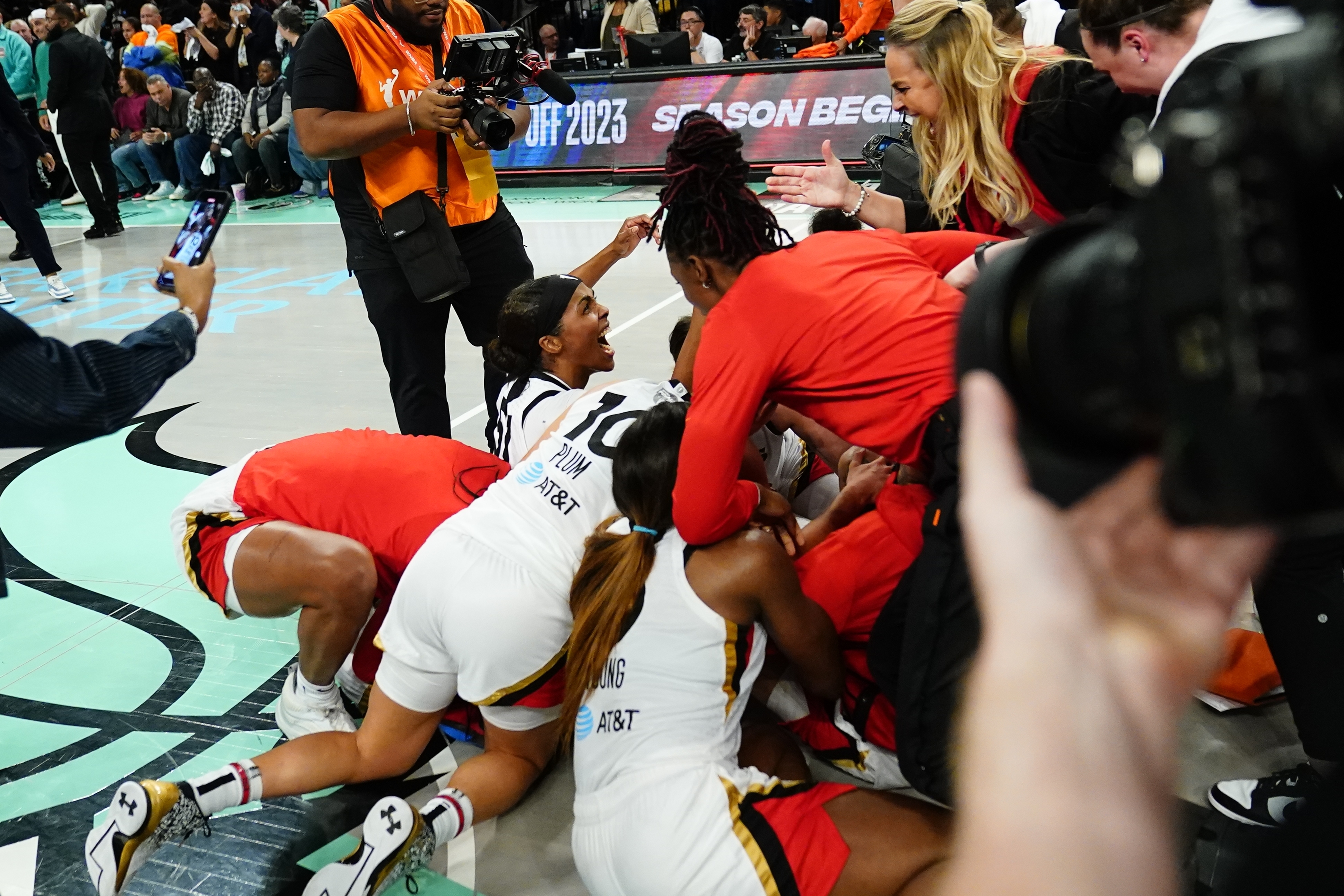 Las Vegas Aces are WNBA champs — again — after beating New York Liberty  70-69