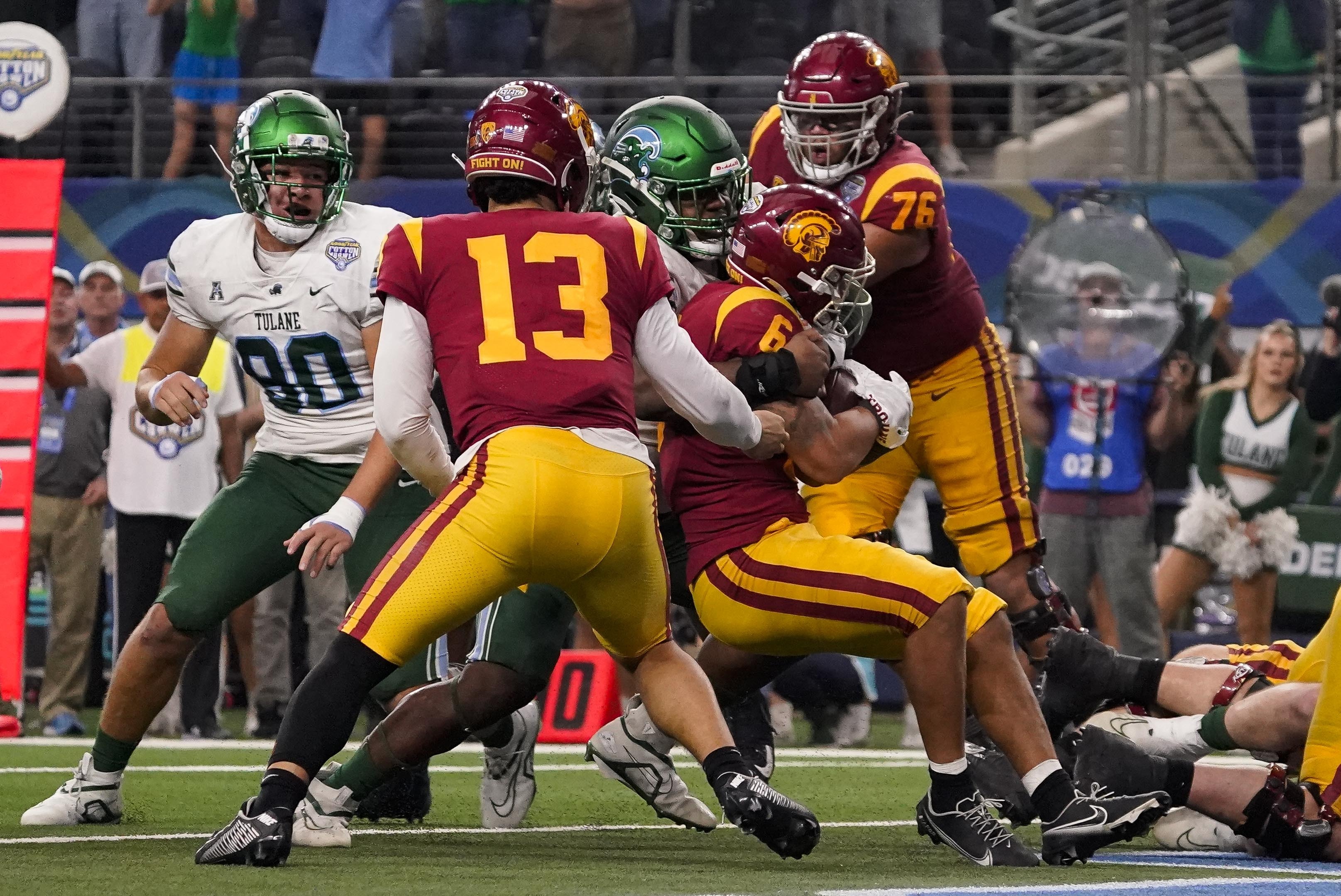 Tulane seeks 10-win improvement vs. USC in Cotton Bowl