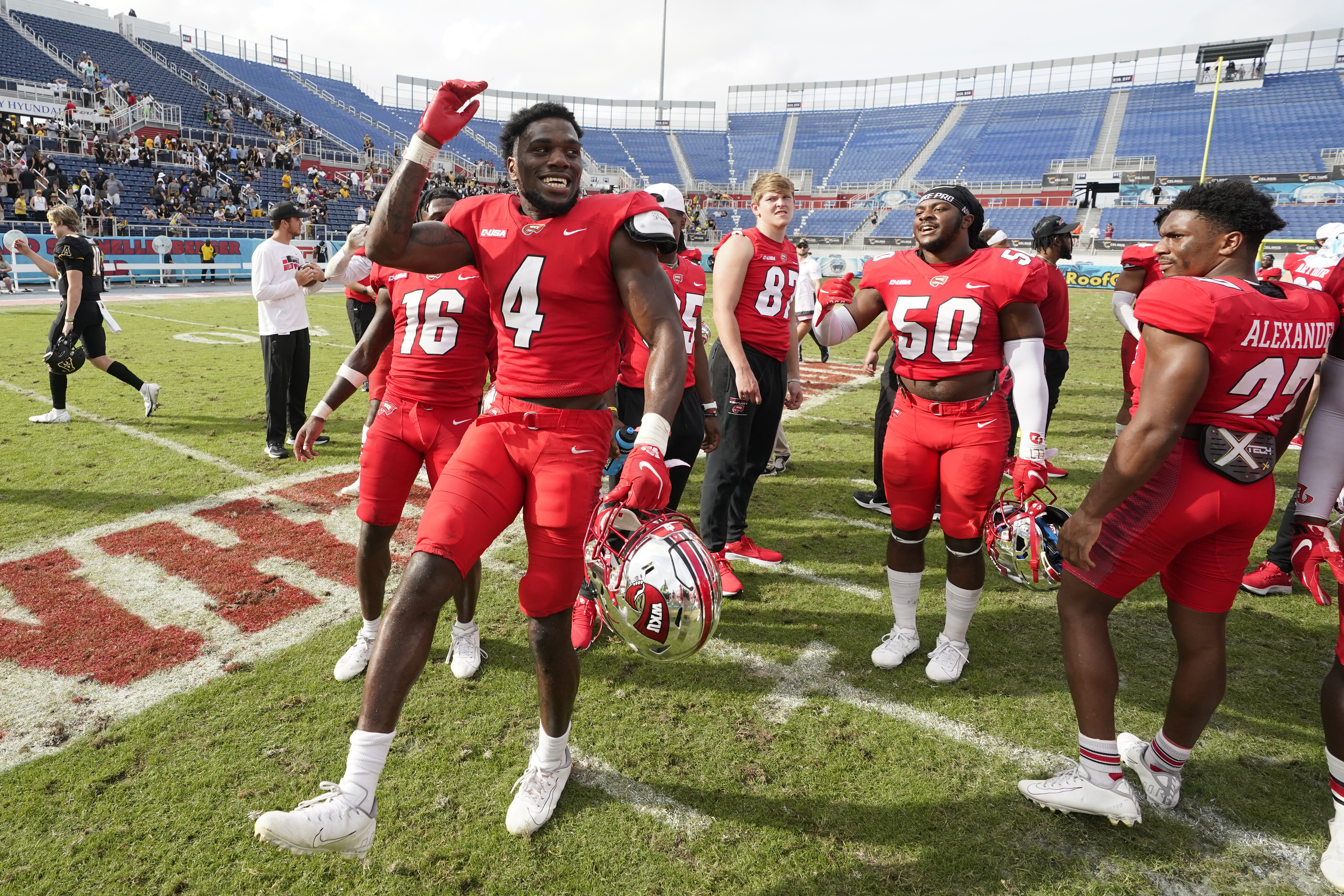 Bailey Zappe gets records, WKU rolls past App St in Boca Raton Bowl