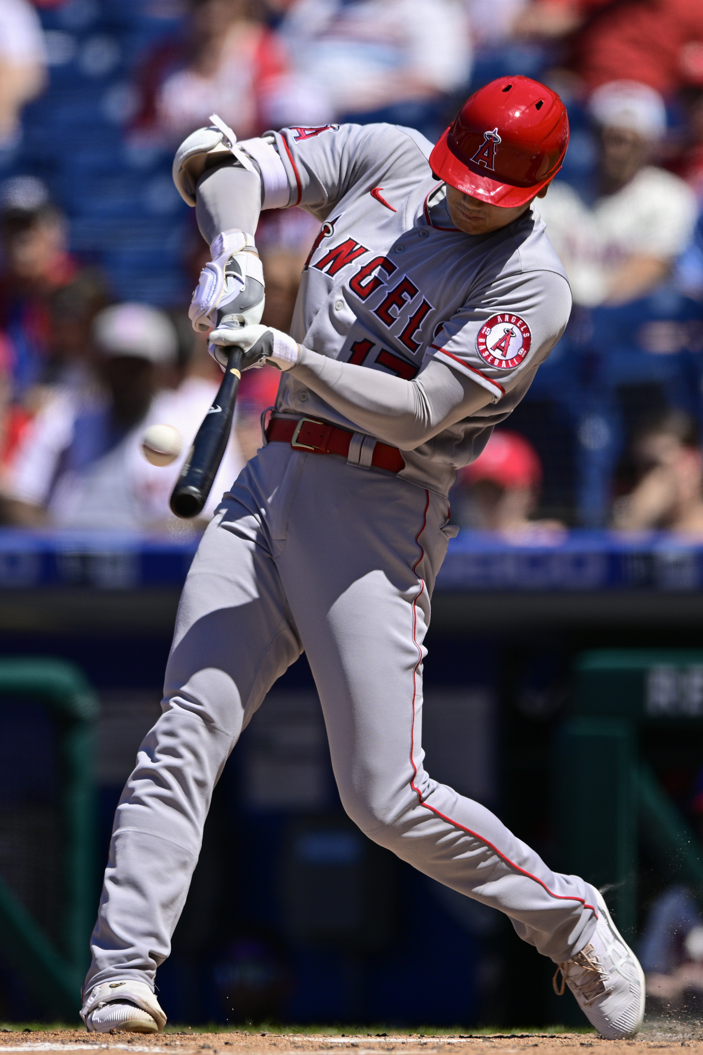 Phillies rally late to hand Angels 11th straight loss - ABC7 Los