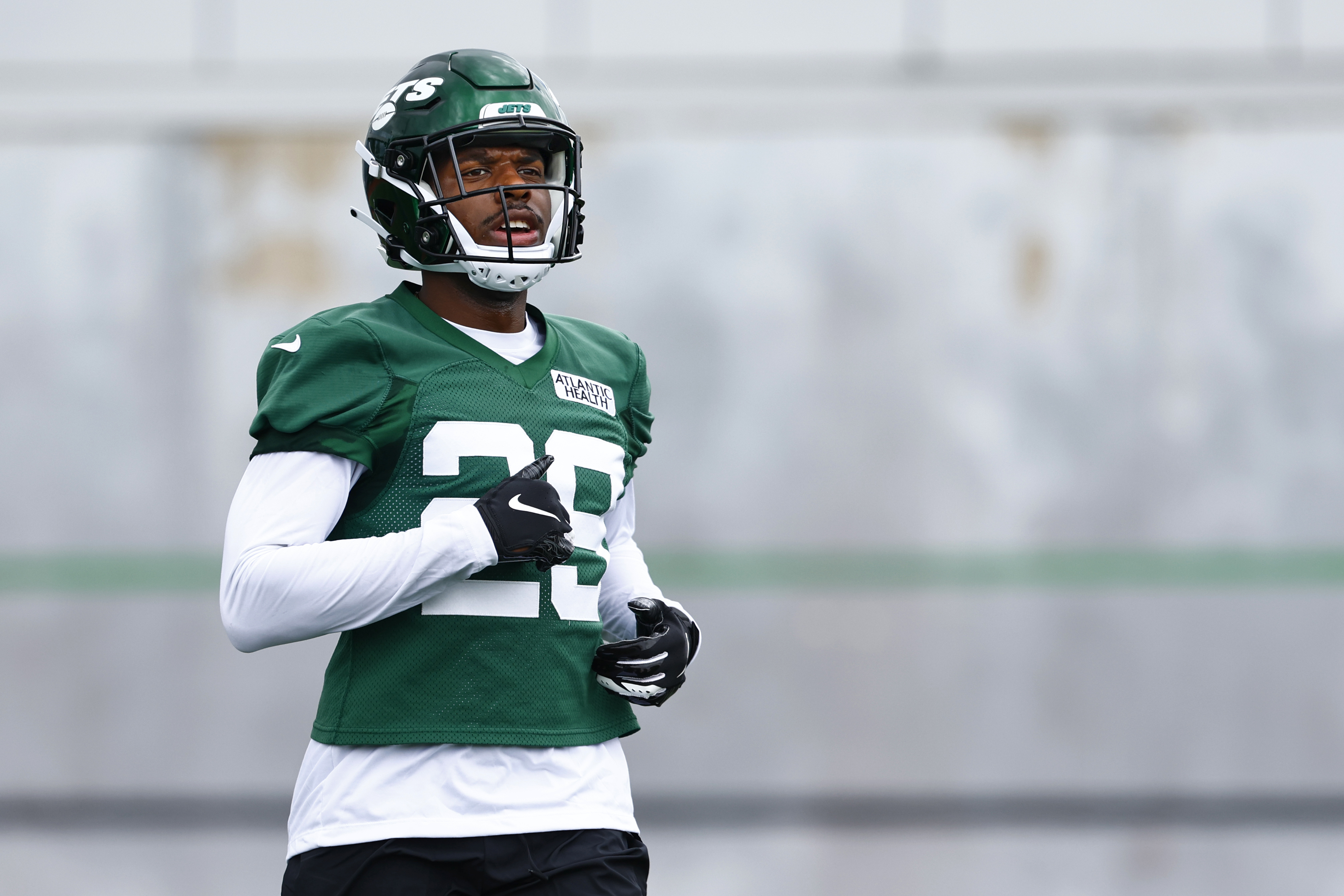 First look at Kwon Alexander taking the field at NY Jets camp