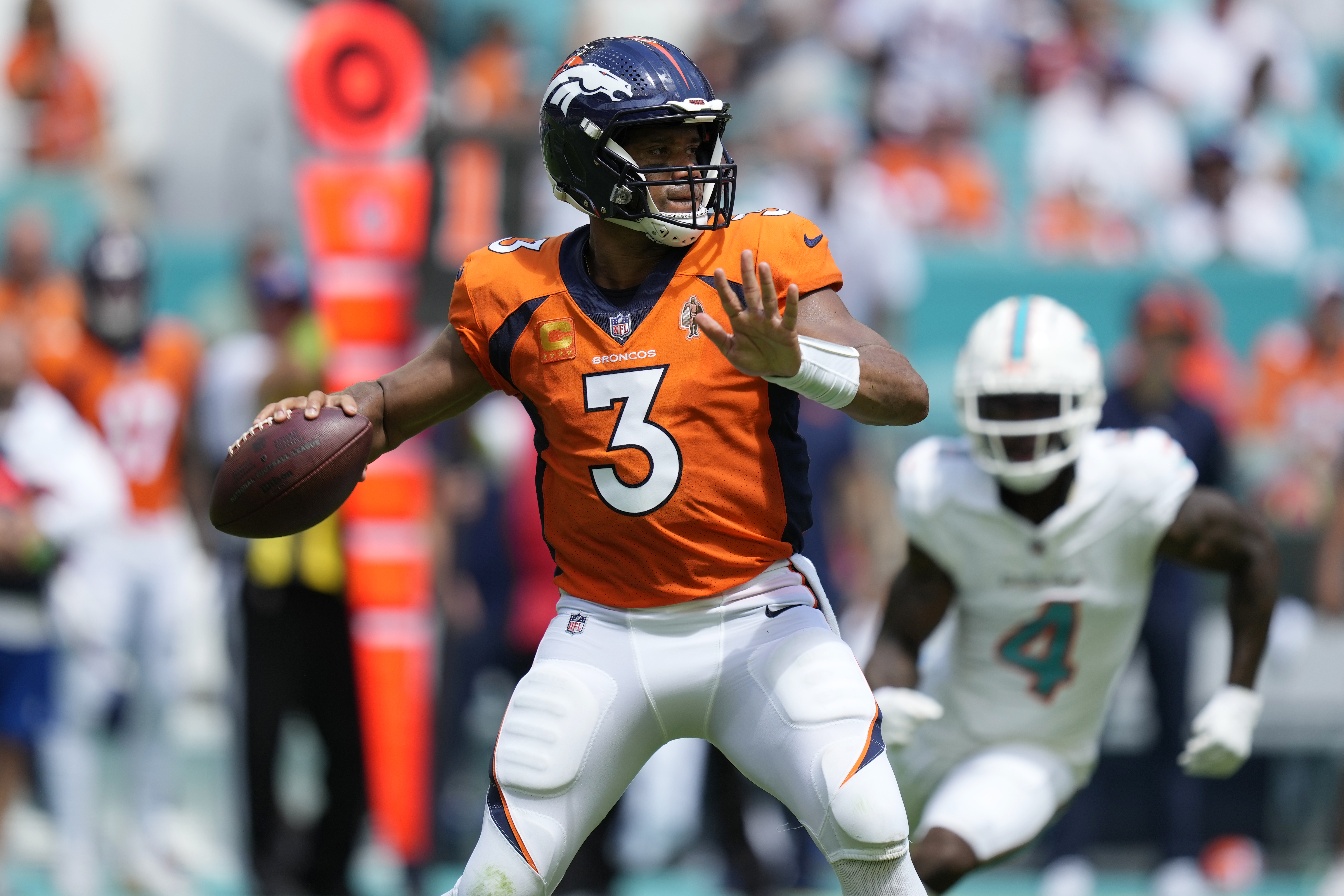 Sean Payton's Broncos fall apart in 'embarassing' 70-20 loss at Miami - ABC  6 News 