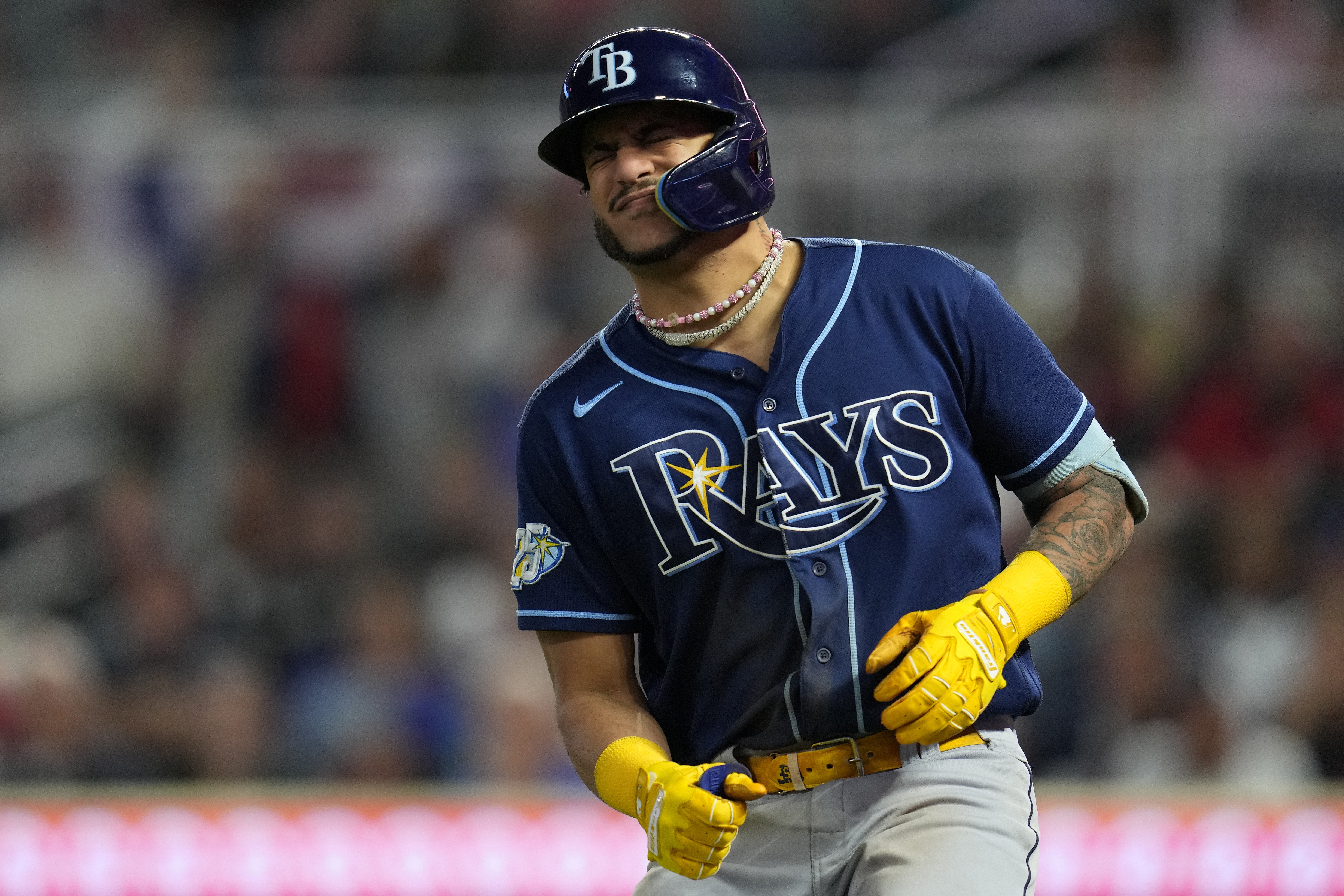 Brewers acquire first baseman Rowdy Tellez from Blue Jays; rain