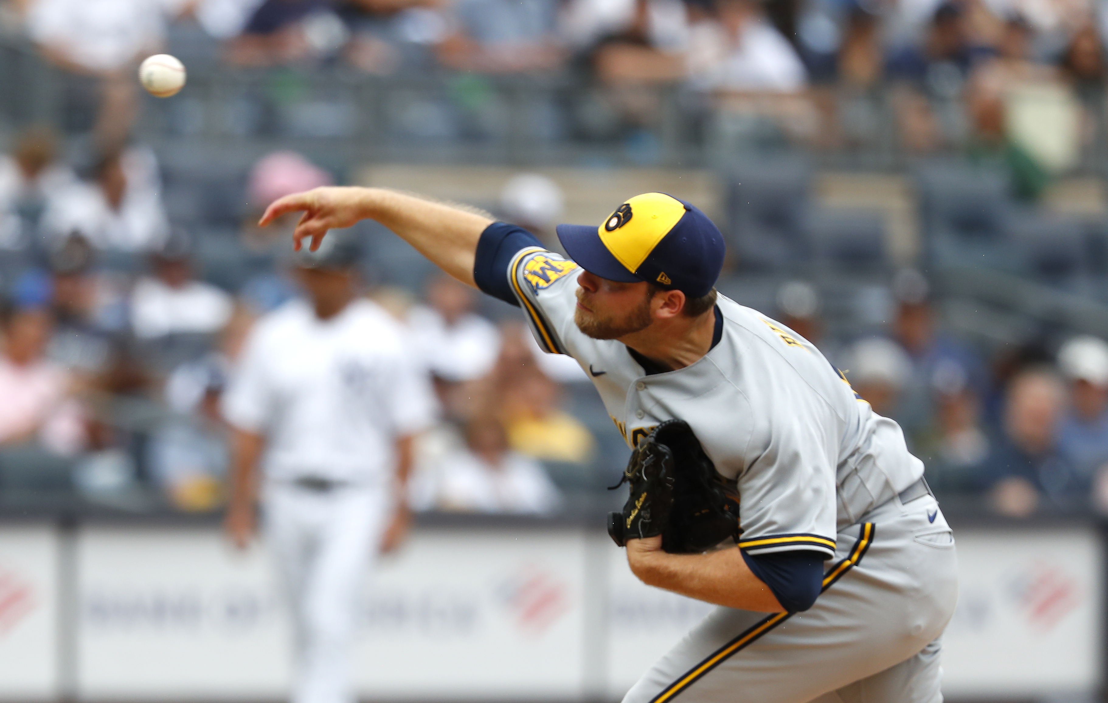 Frelick leaping catch preserves no-hit bid in 10th, Yankees and Brewers  tied 0-0