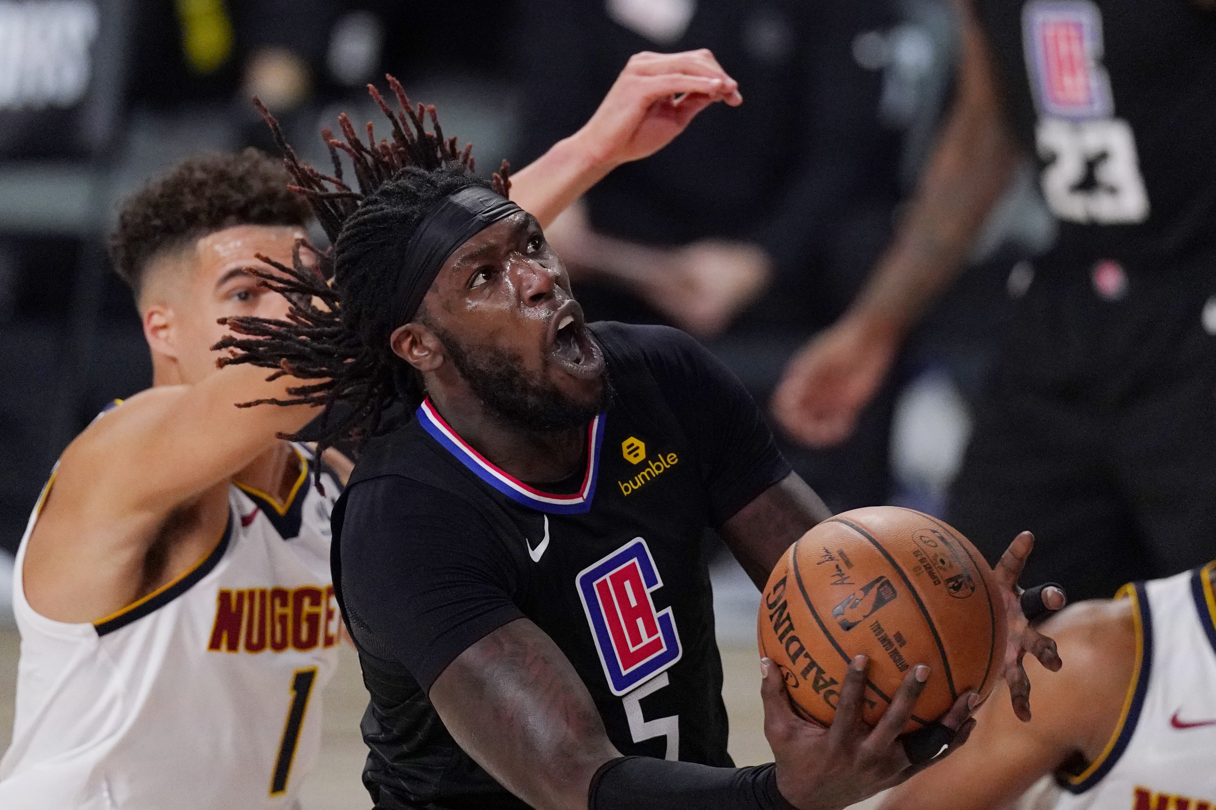 Harrell wins Sixth Man Award to keep it with Clippers