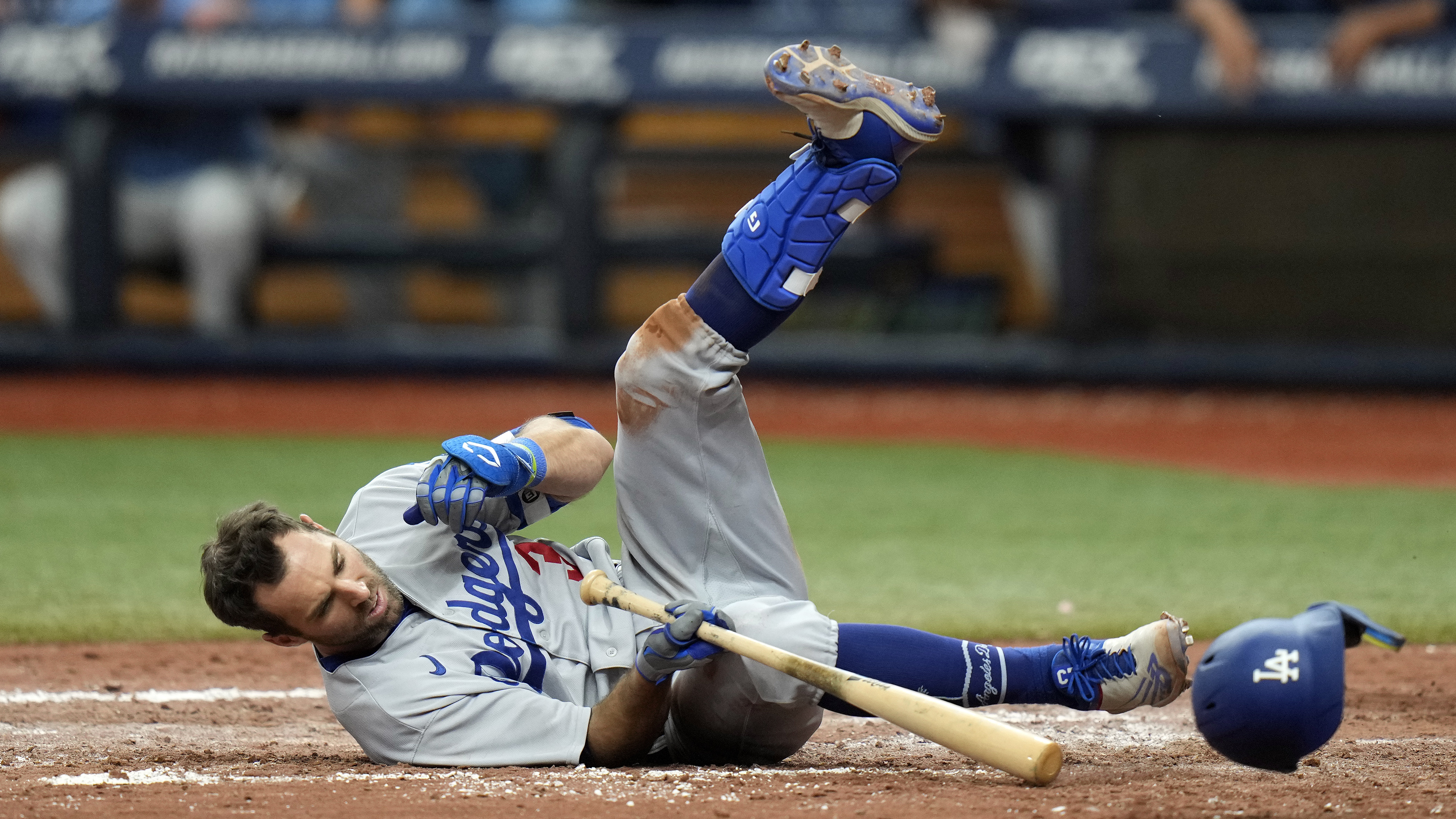 Paredes drives in 4 as Tampa Bay Rays top Los Angeles Dodgers 11-10