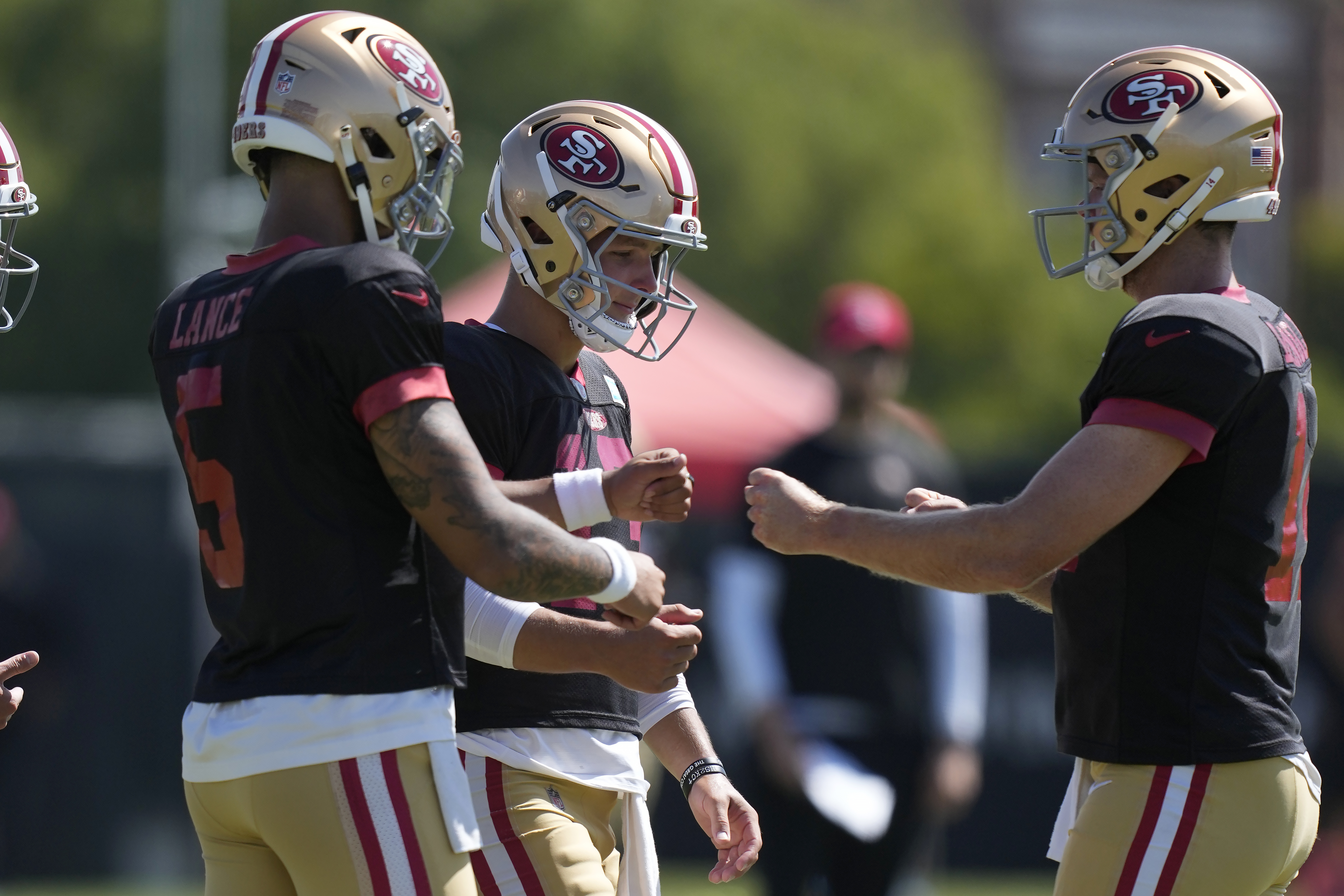 49ers QB Brock Purdy undergoes elbow surgery