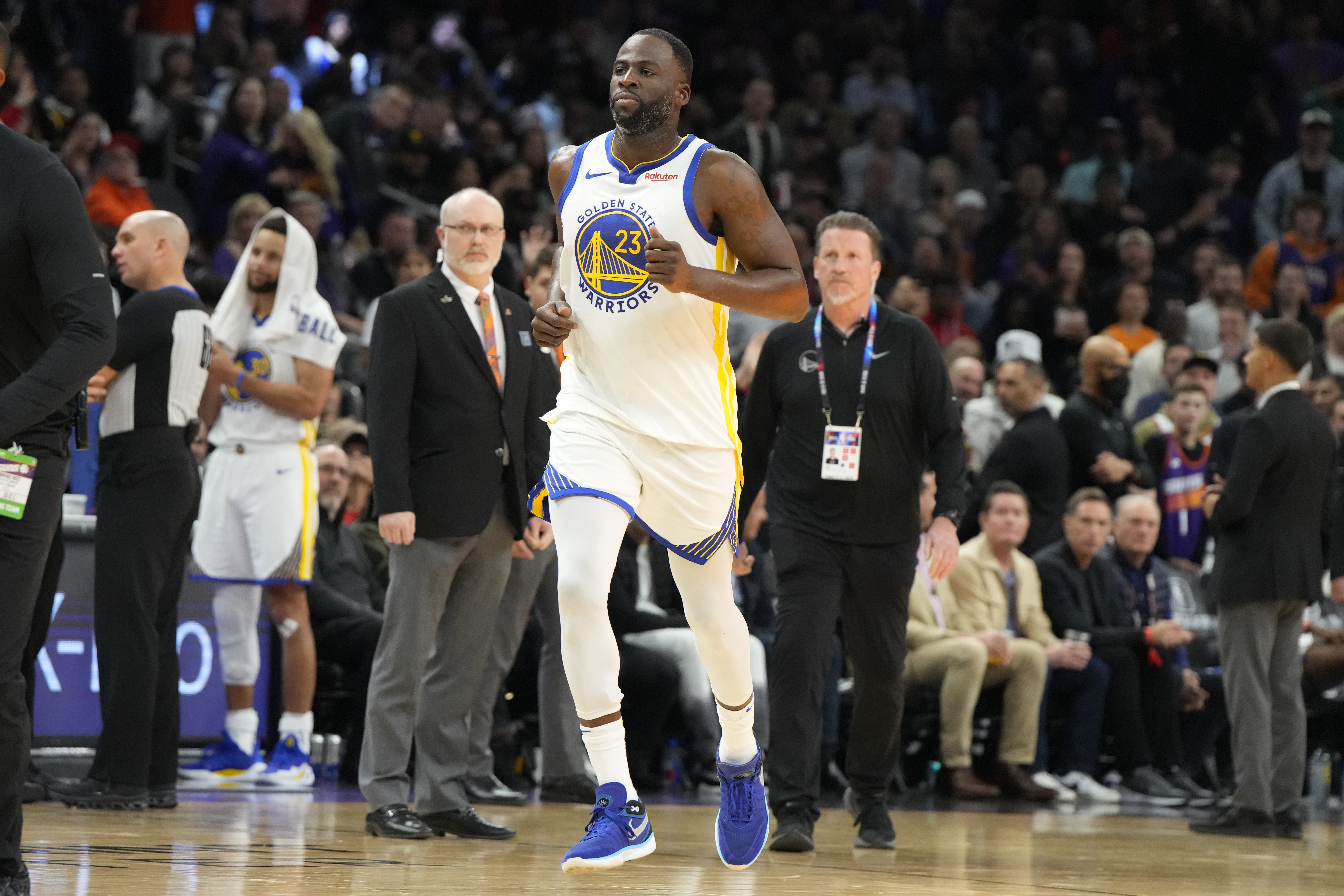 Golden State Warriors 5-Time NBA Champions Pin