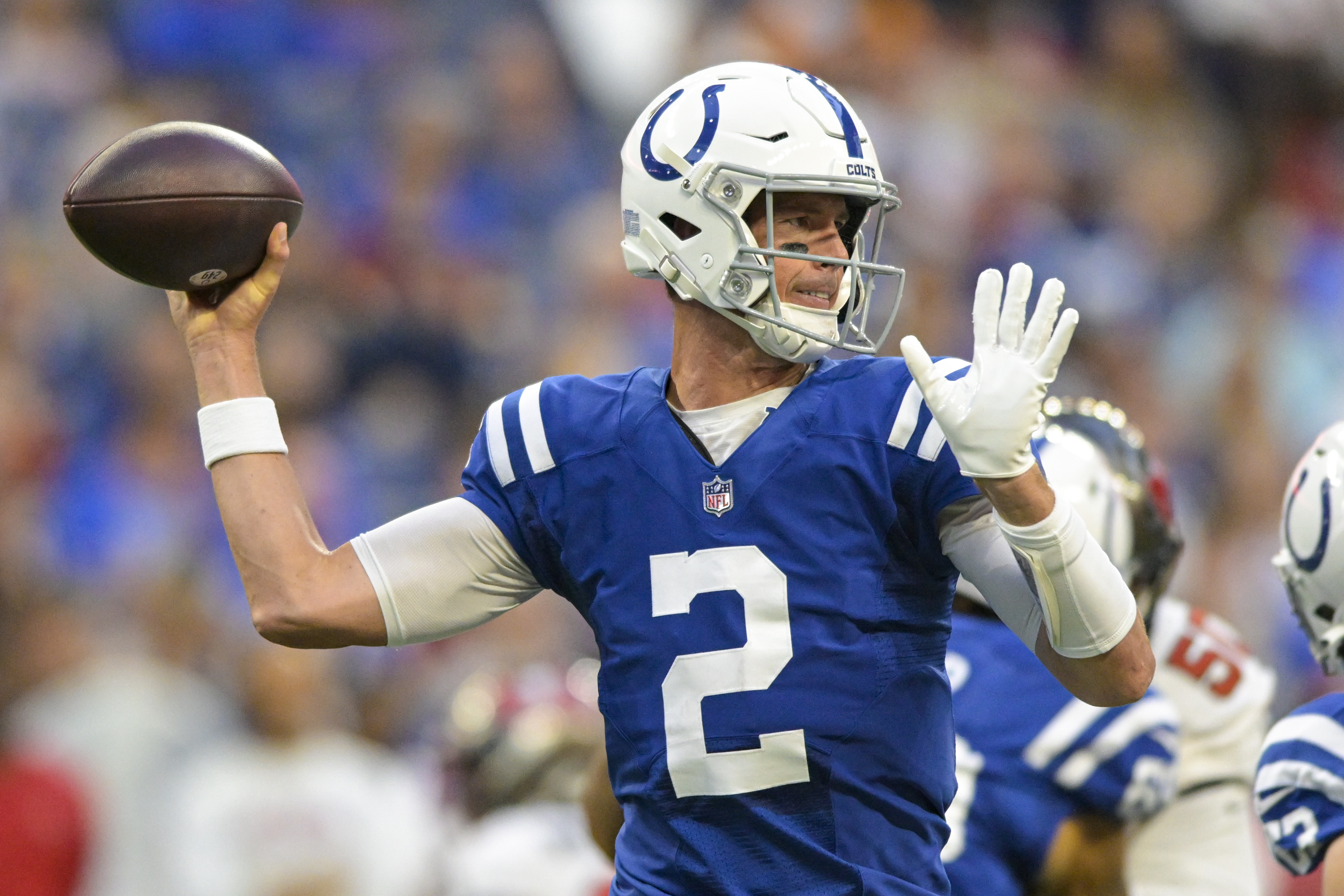 Brady looks sharp, Colts backups prevail in preseason finale