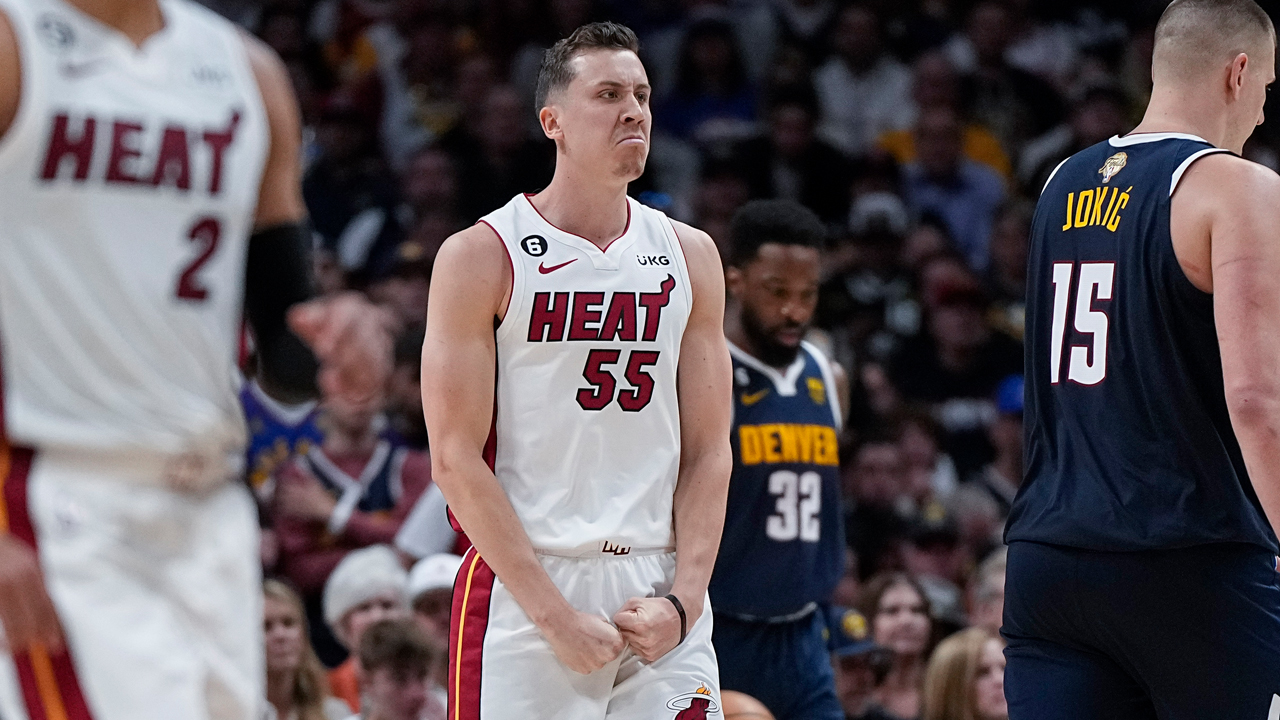 Heat fans loving Duncan Robinson's mean mug look from Game 2 of NBA Finals