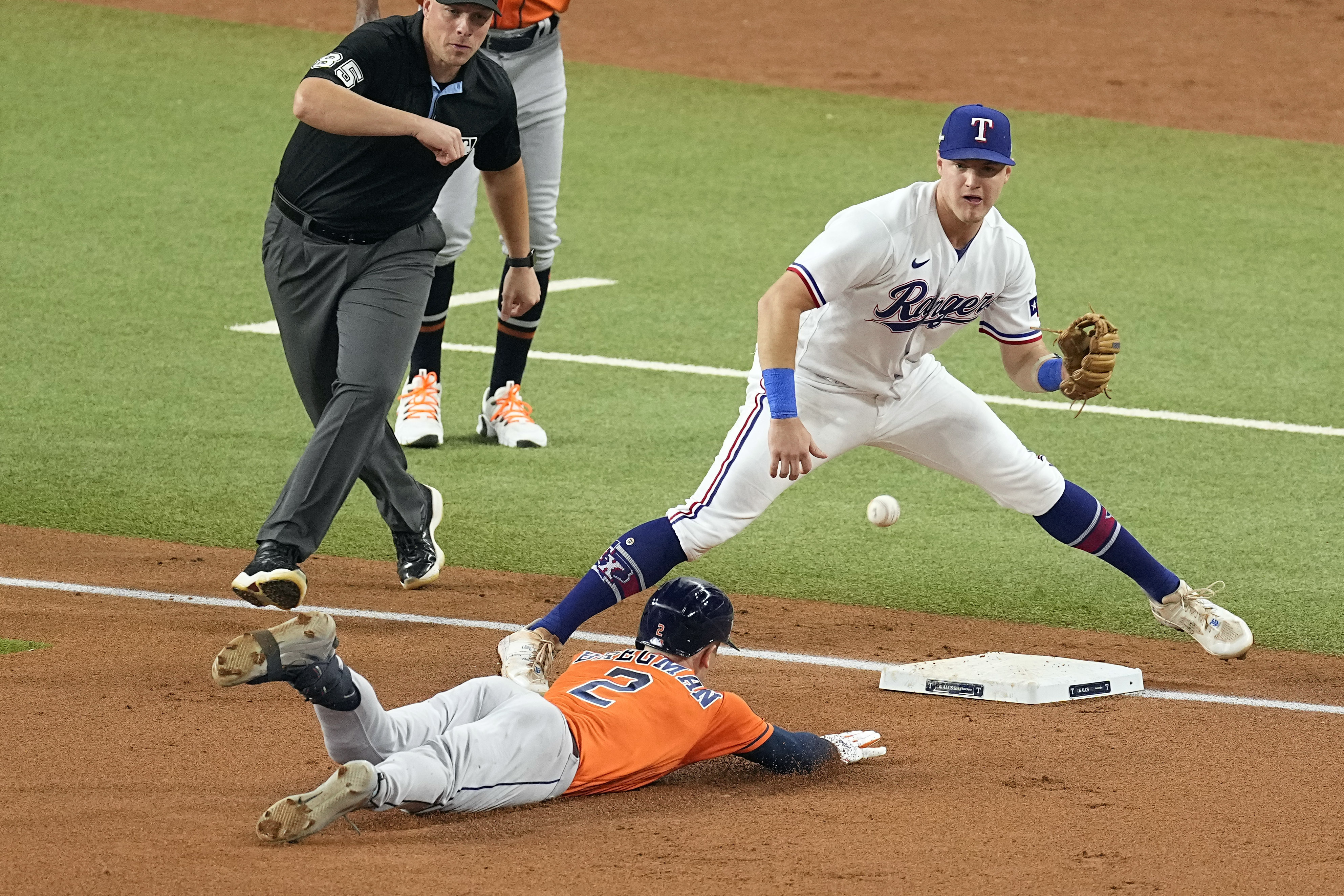 Heaney strikes out 11, Garver and Garcia homer as Rangers beat White Sox  2-0 in less than 2 hours - ABC News