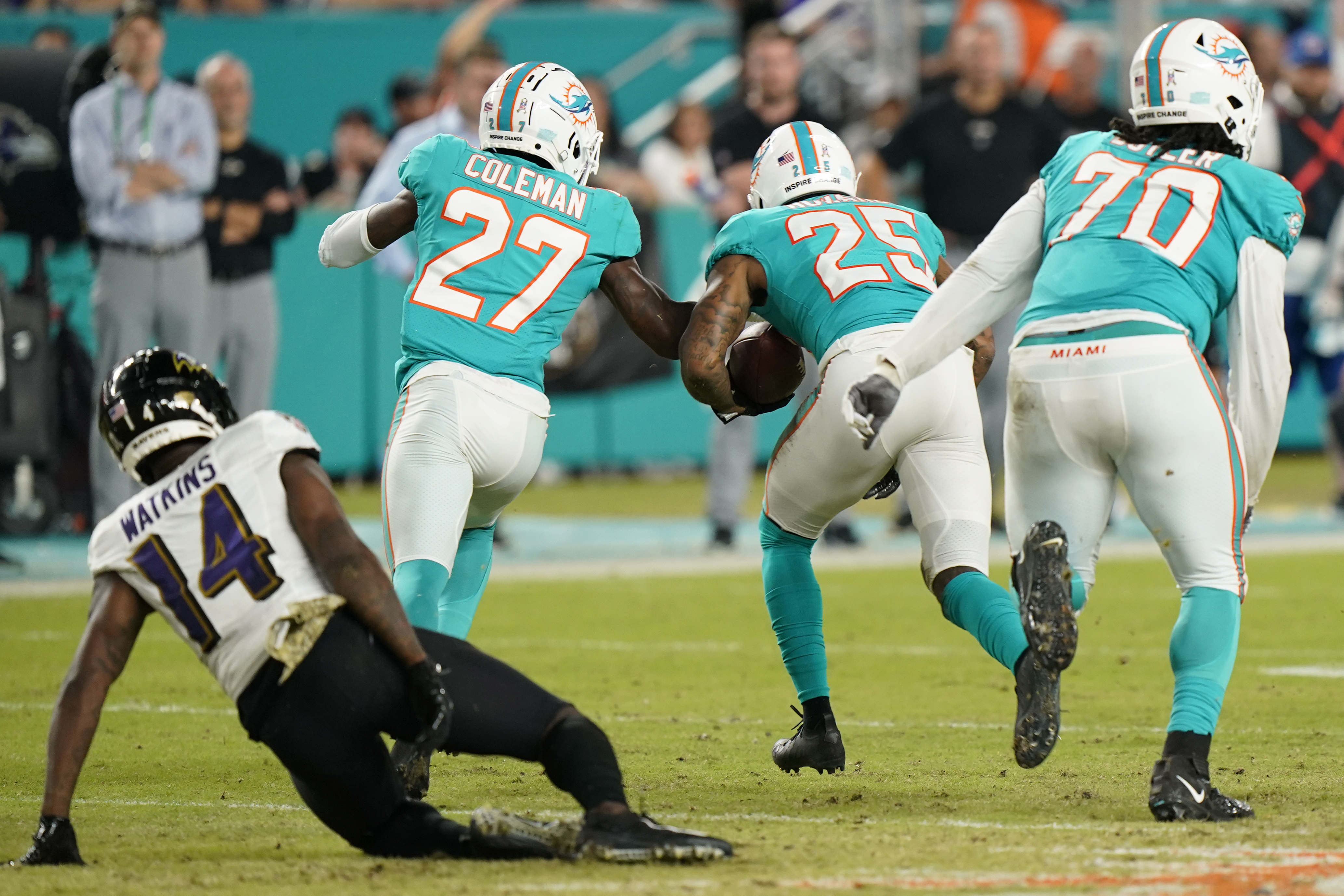 Dolphins win third straight, top Jets 24-17