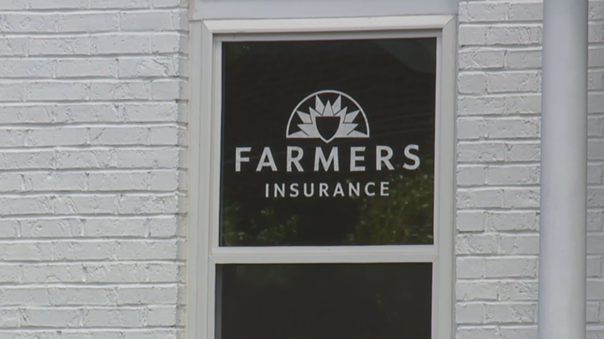 Heres what to know as Farmers Insurance begins withdrawal from Florida