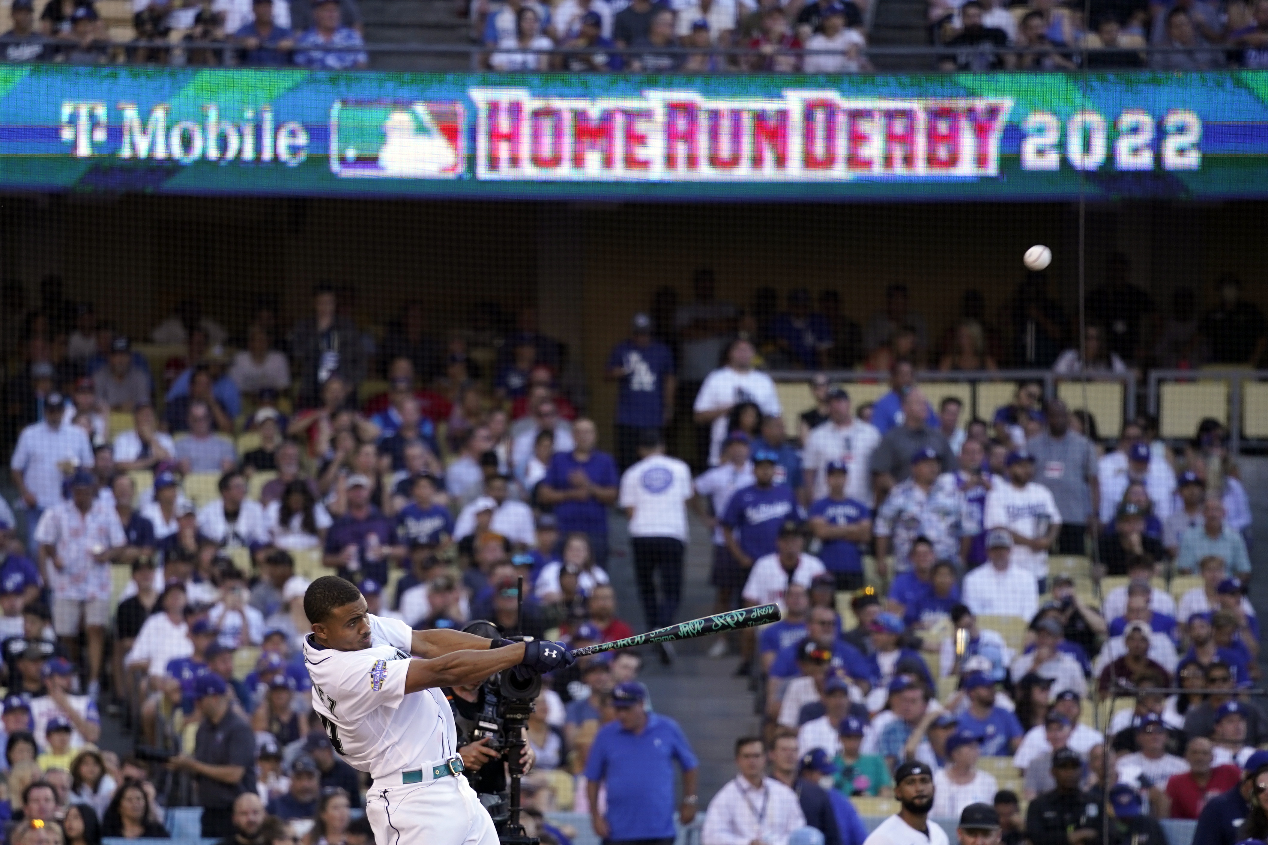 Home Run Derby: Mariners phenom Julio Rodriguez doubles salary in 1 night  as runner-up