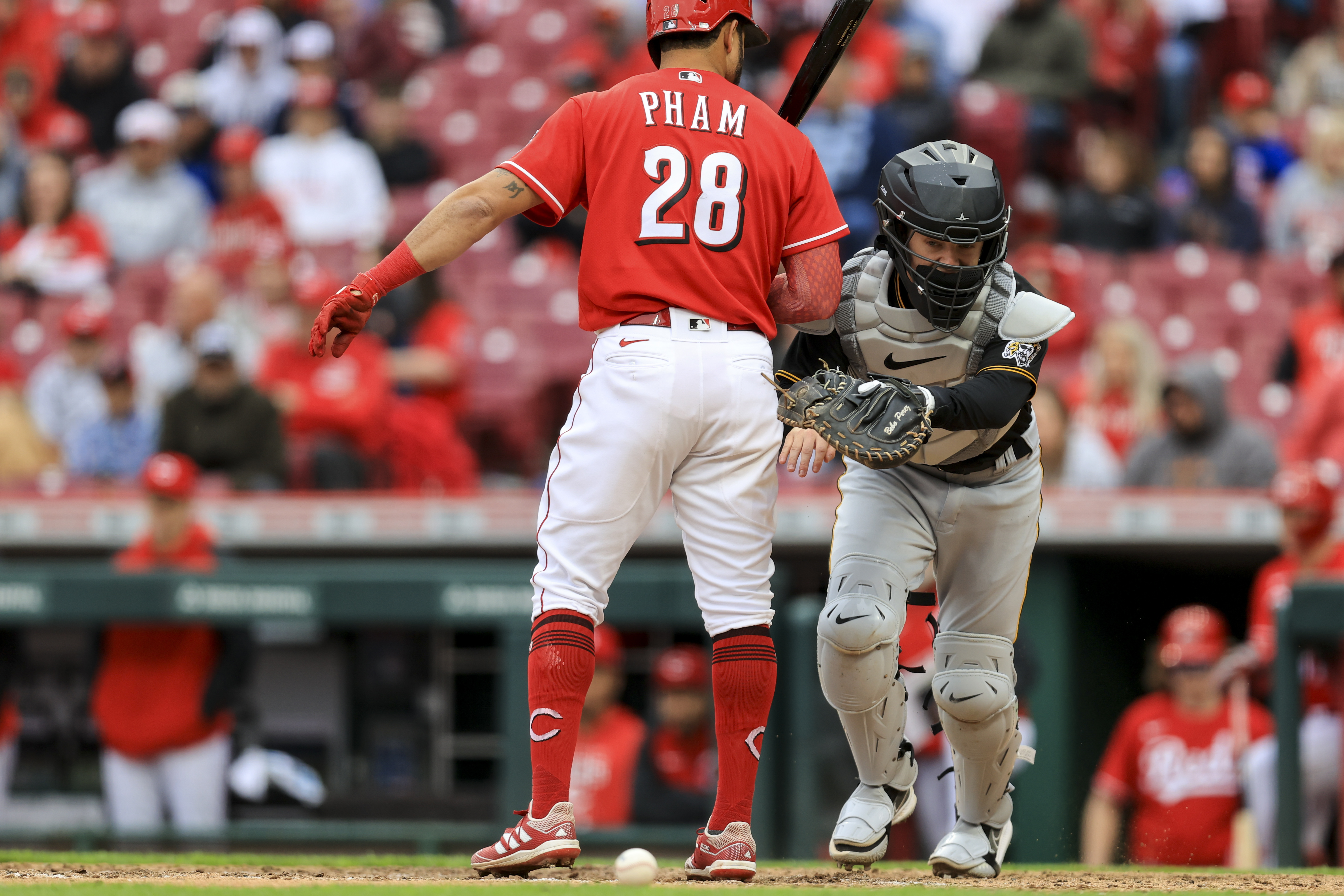 Reds: Kyle Farmer shouldn't become Cincinnati's catcher in Tyler  Stephenson's absence