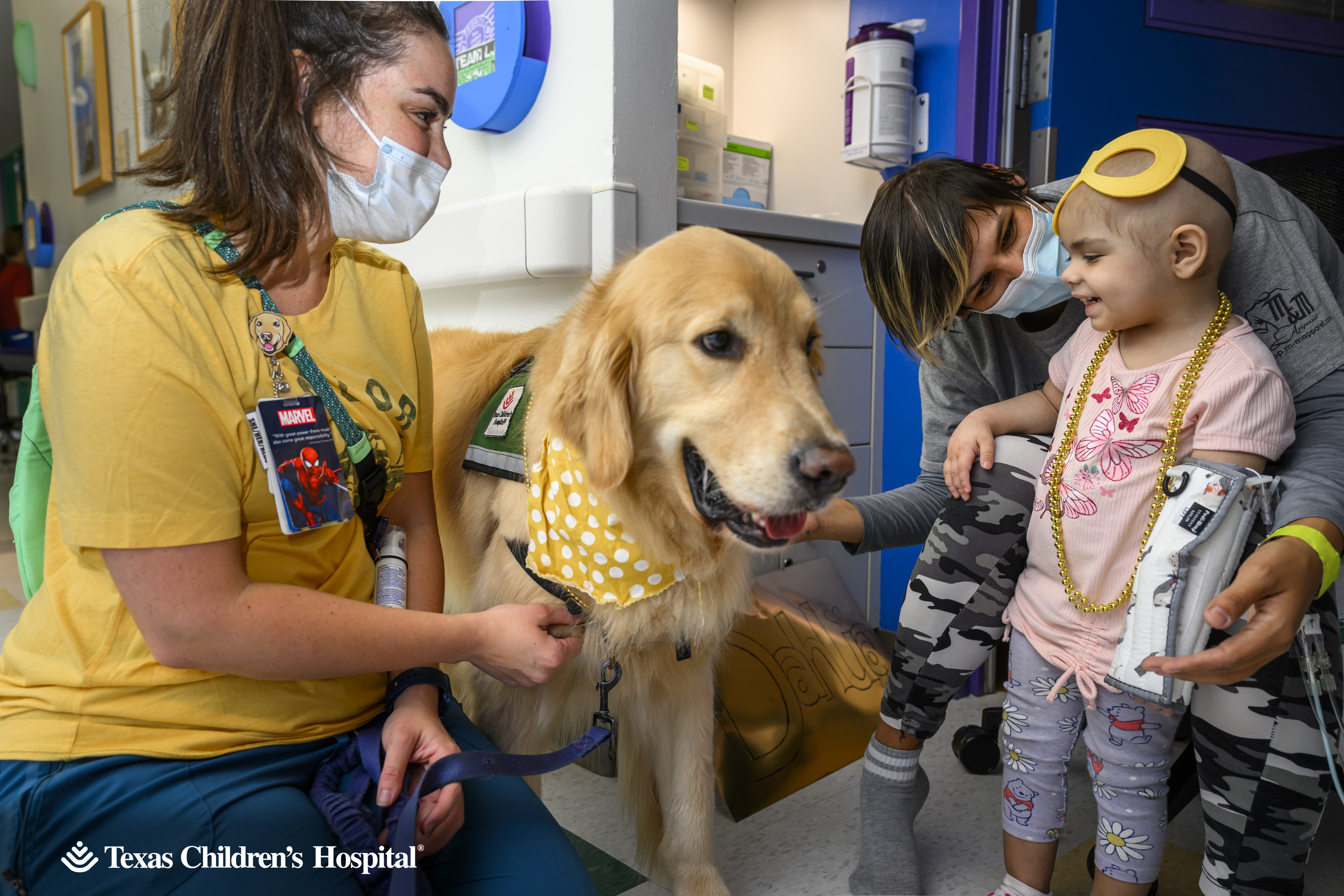 PHOTOS: Therapy dogs visit pediatric cancer patients at Texas Children's to  brighten their day