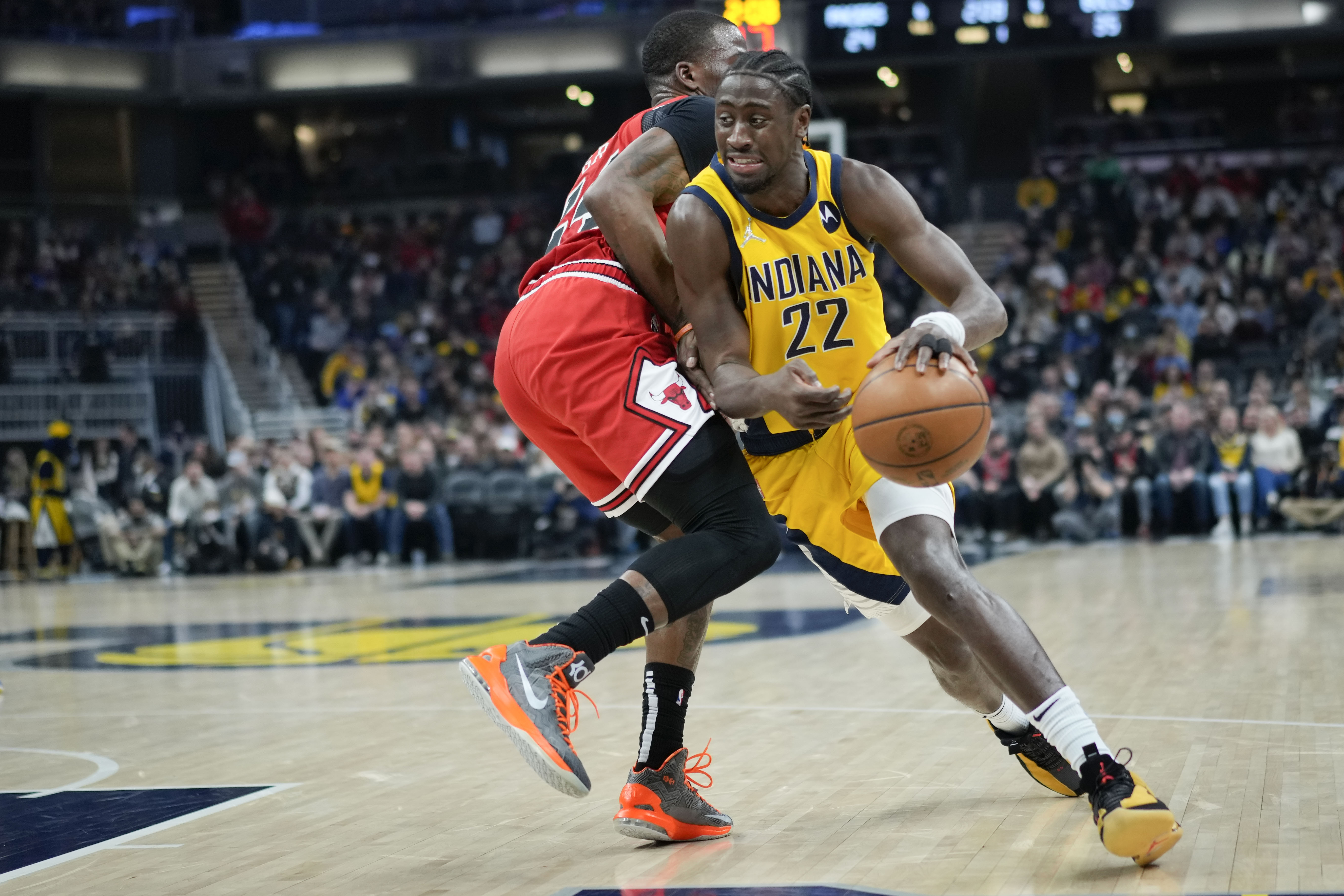 Cavs pull off another stunner, acquire LeVert from Pacers