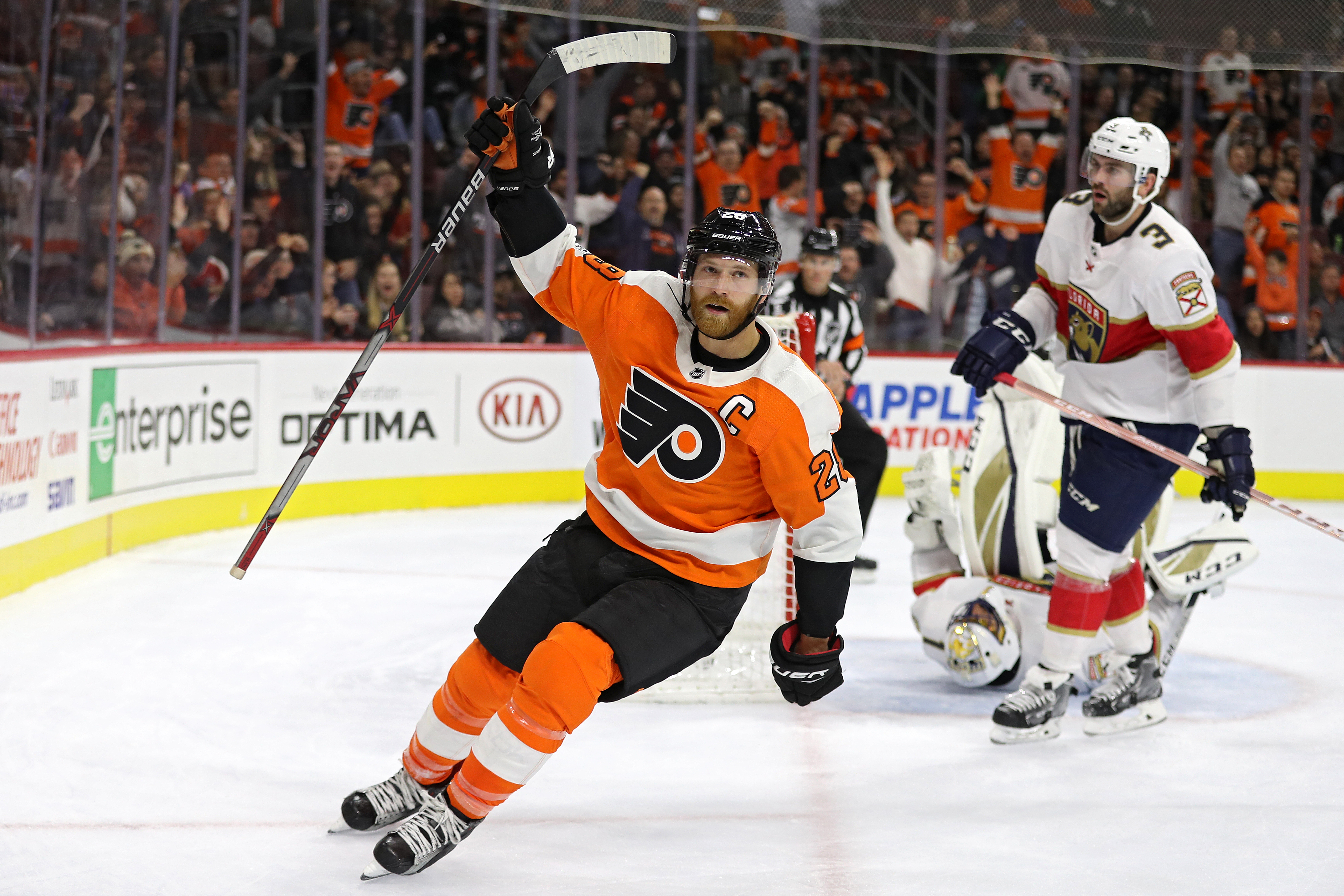 Flyers Are Victims As Claude Giroux Scores 300th Career Goal