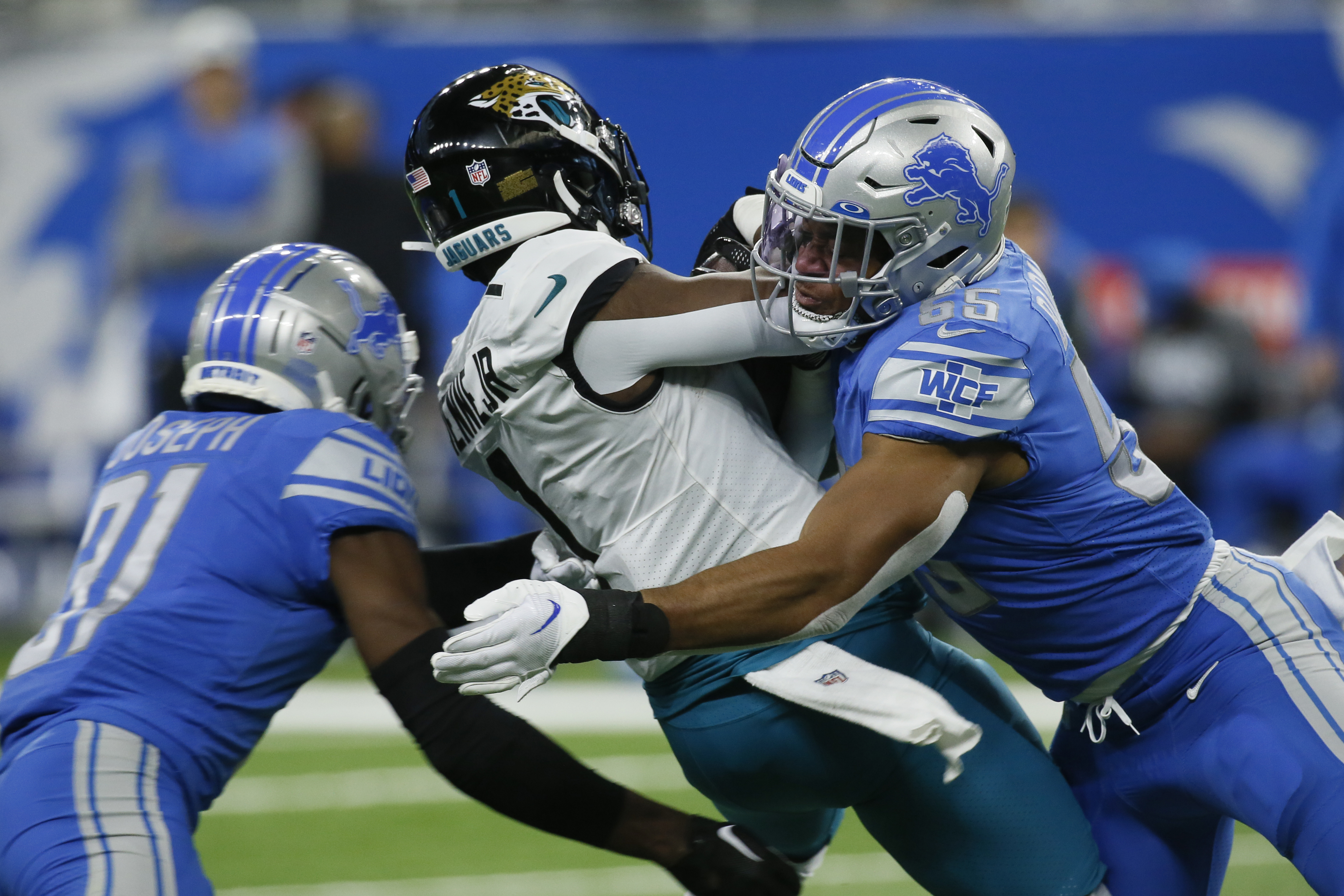 Jacksonville Jaguars offensive tackle Jawaan Taylor (75) during the second  half of an NFL football game against the Detroit Lions, Sunday, Oct. 18,  2020, in Jacksonville, Fla. (AP Photo/Gary McCullough Stock Photo - Alamy