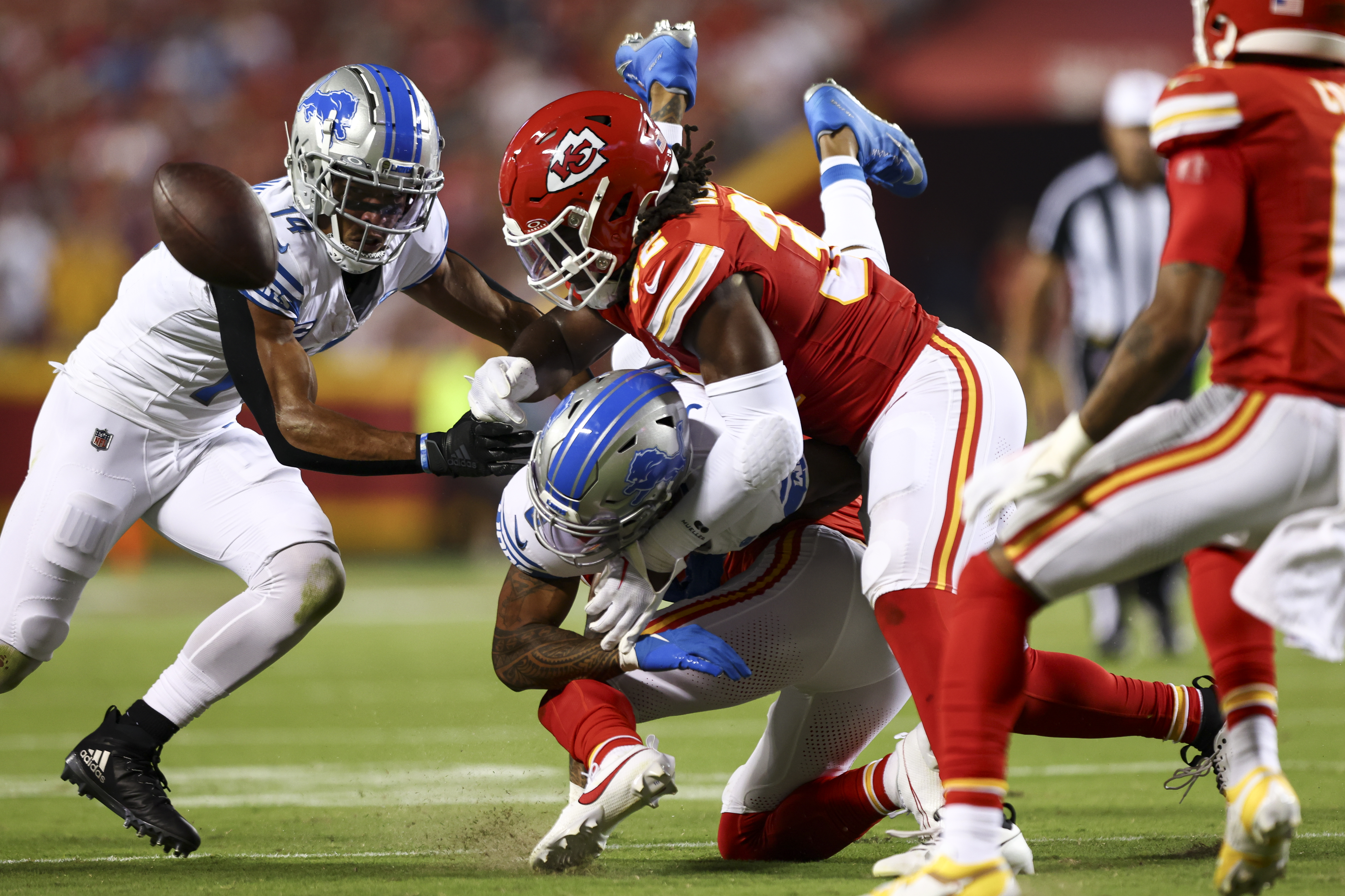 Detroit Lions overcome 3 mistakes that normally would have doomed them in  win over Chiefs