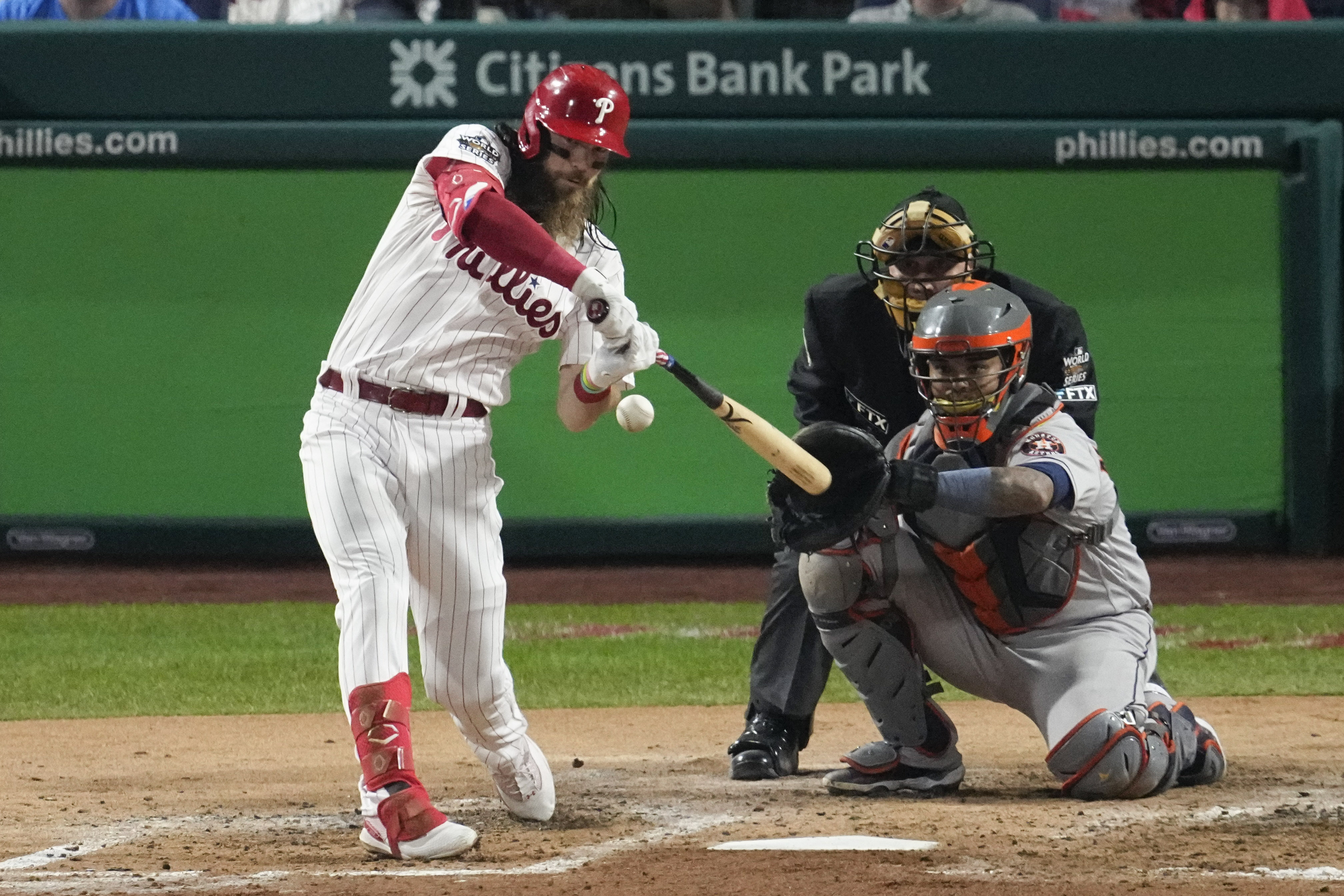 World Series 2022: Country star Tim McGraw wore father Tug's Phillies  jersey at World Series