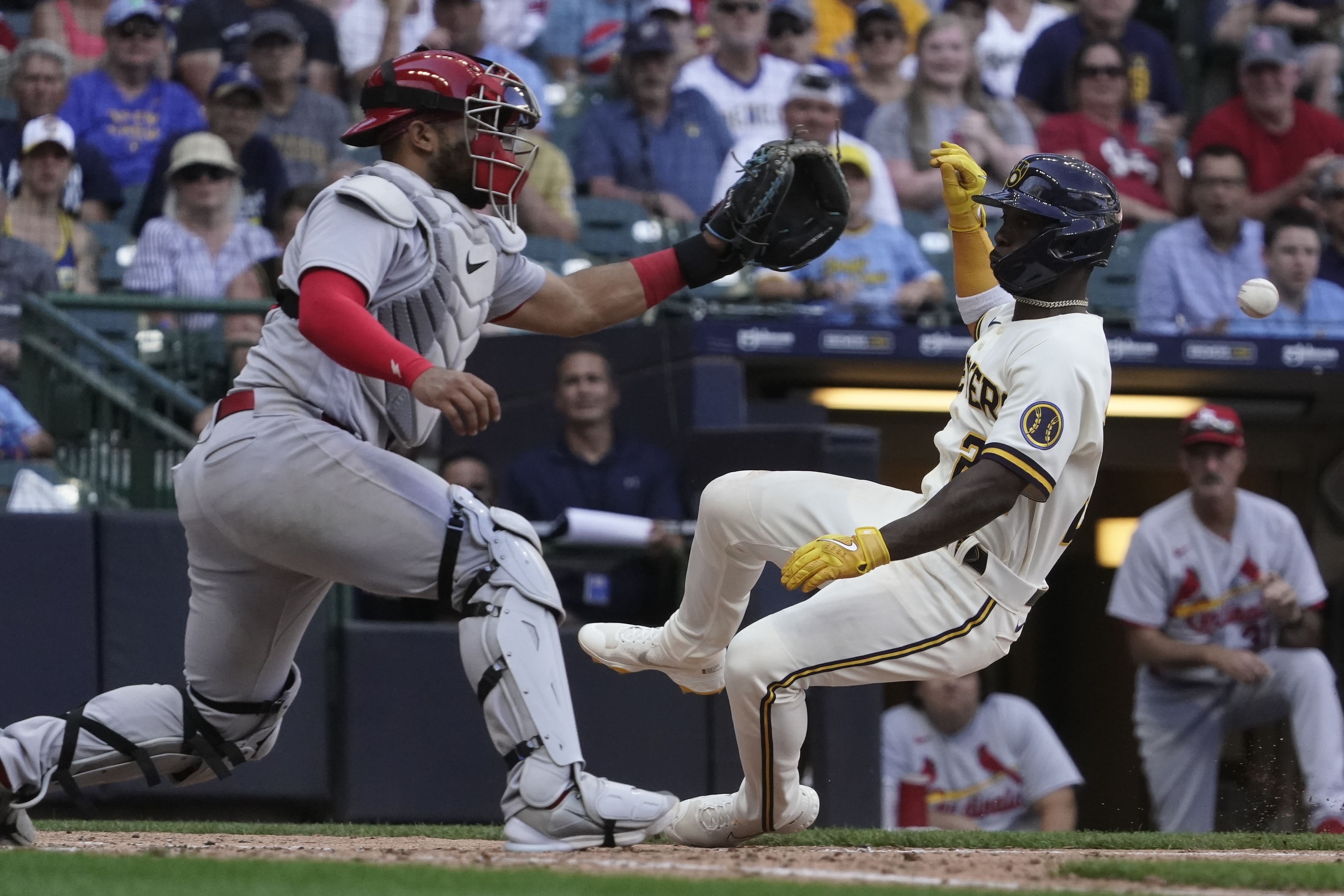 Taylor, Adames homer, lead Brewers past Cards 6-4 for split