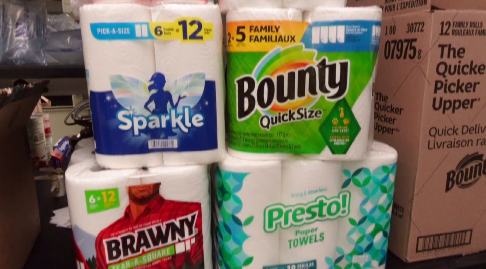  Bounty Quick-Size Paper Towels, White, 16 Family Rolls = 40  Regular Rolls : Health & Household