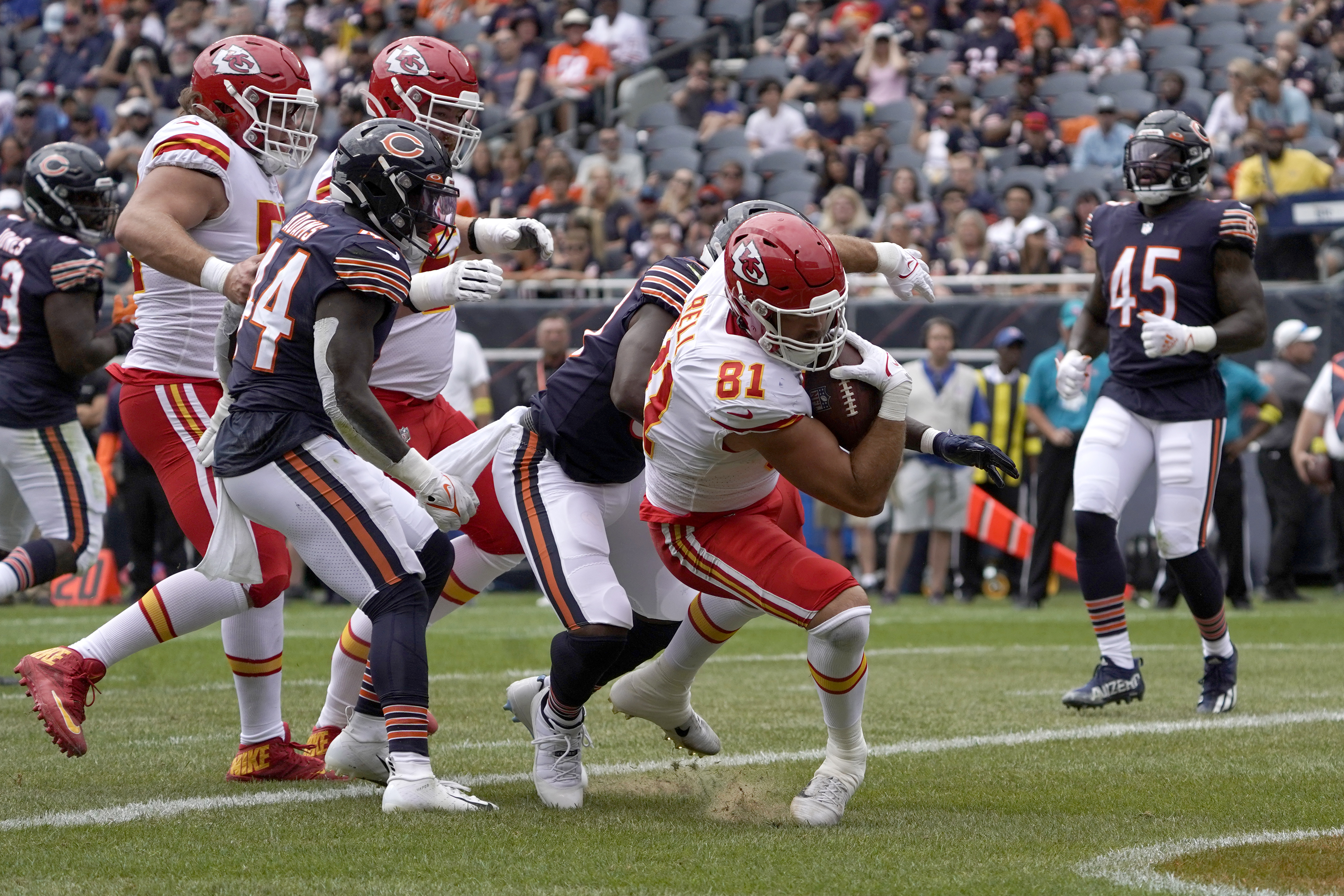 Kansas City Chiefs tight end Blake Bell (81) runs with the