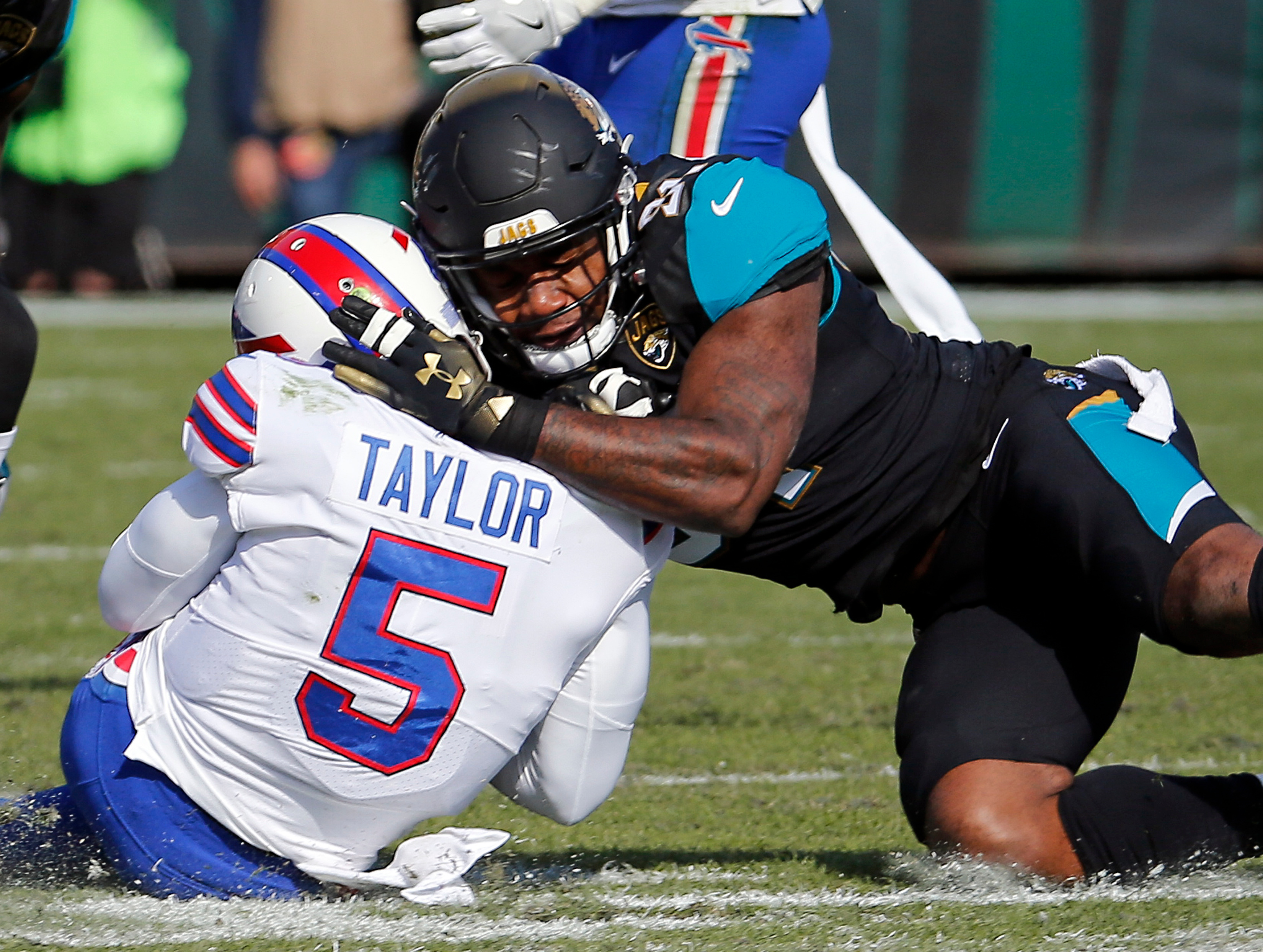 Jaguars suspend Jalen Ramsey, Dante Fowler for one week each