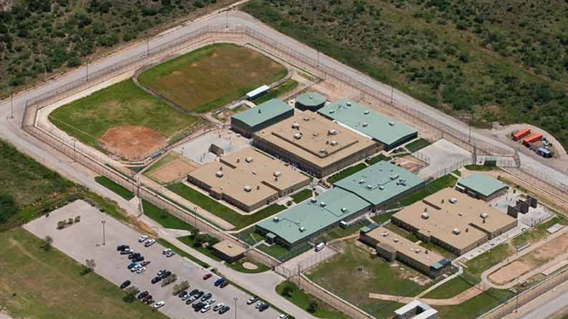 Two private prisons in Big Spring are closing this week