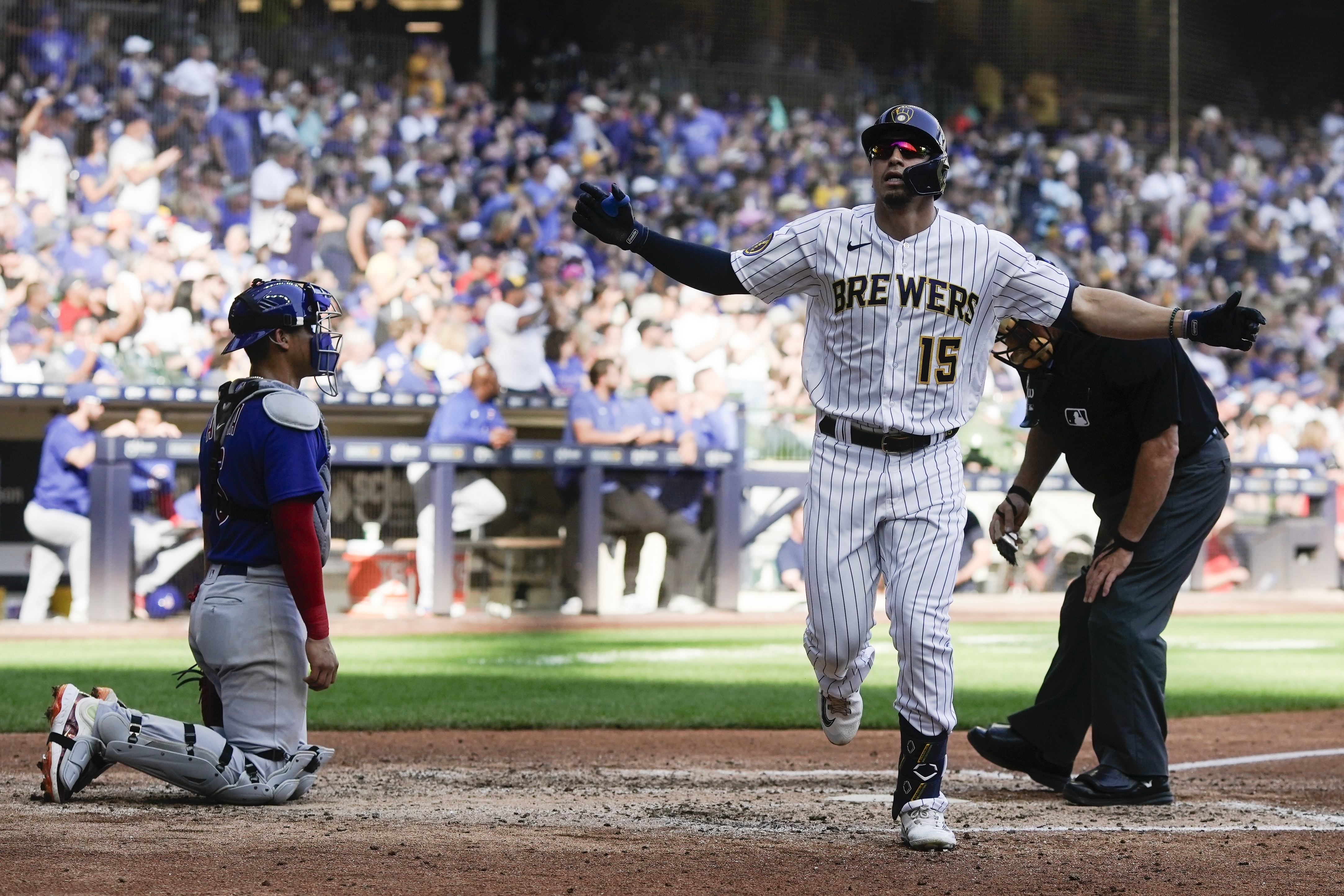 Taylor homers, Houser pitches NL Central champion Brewers past Cubs 4-0 in  final playoff tune-up