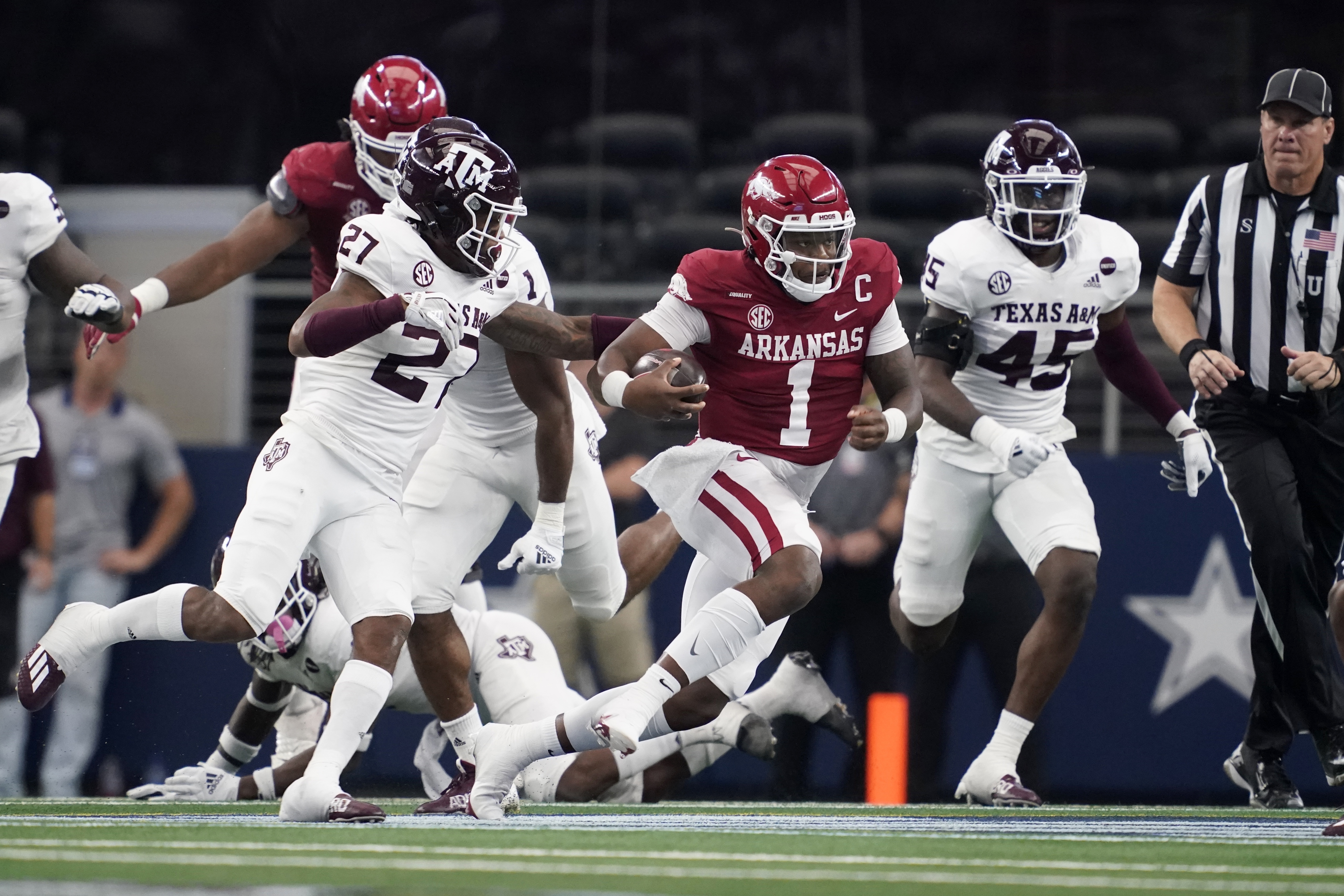 Hog Tales: Treylon Burks