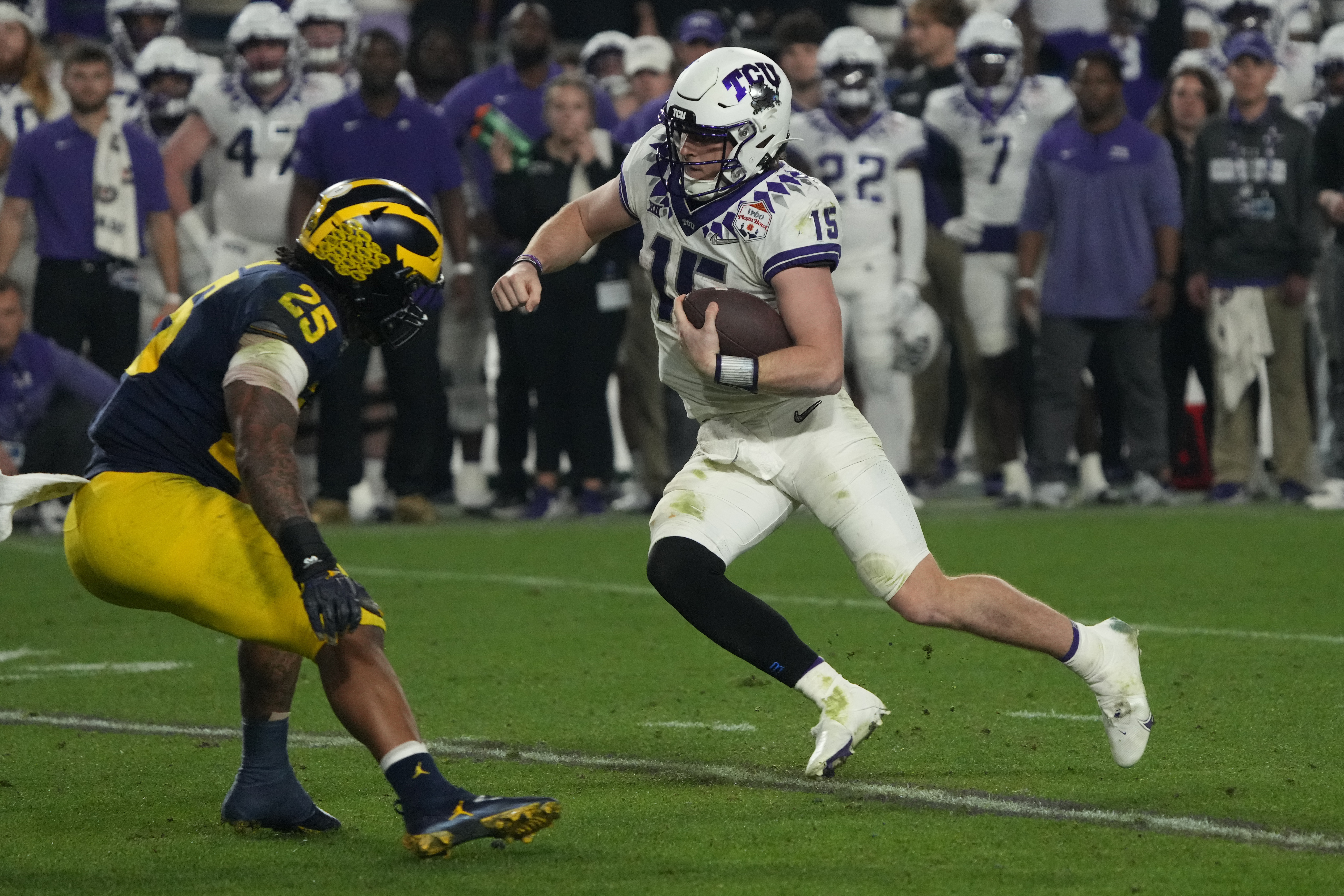 Fiesta Bowl live stream: TCU-Michigan start time, TV channel, more for CFP  Semifinal - DraftKings Network