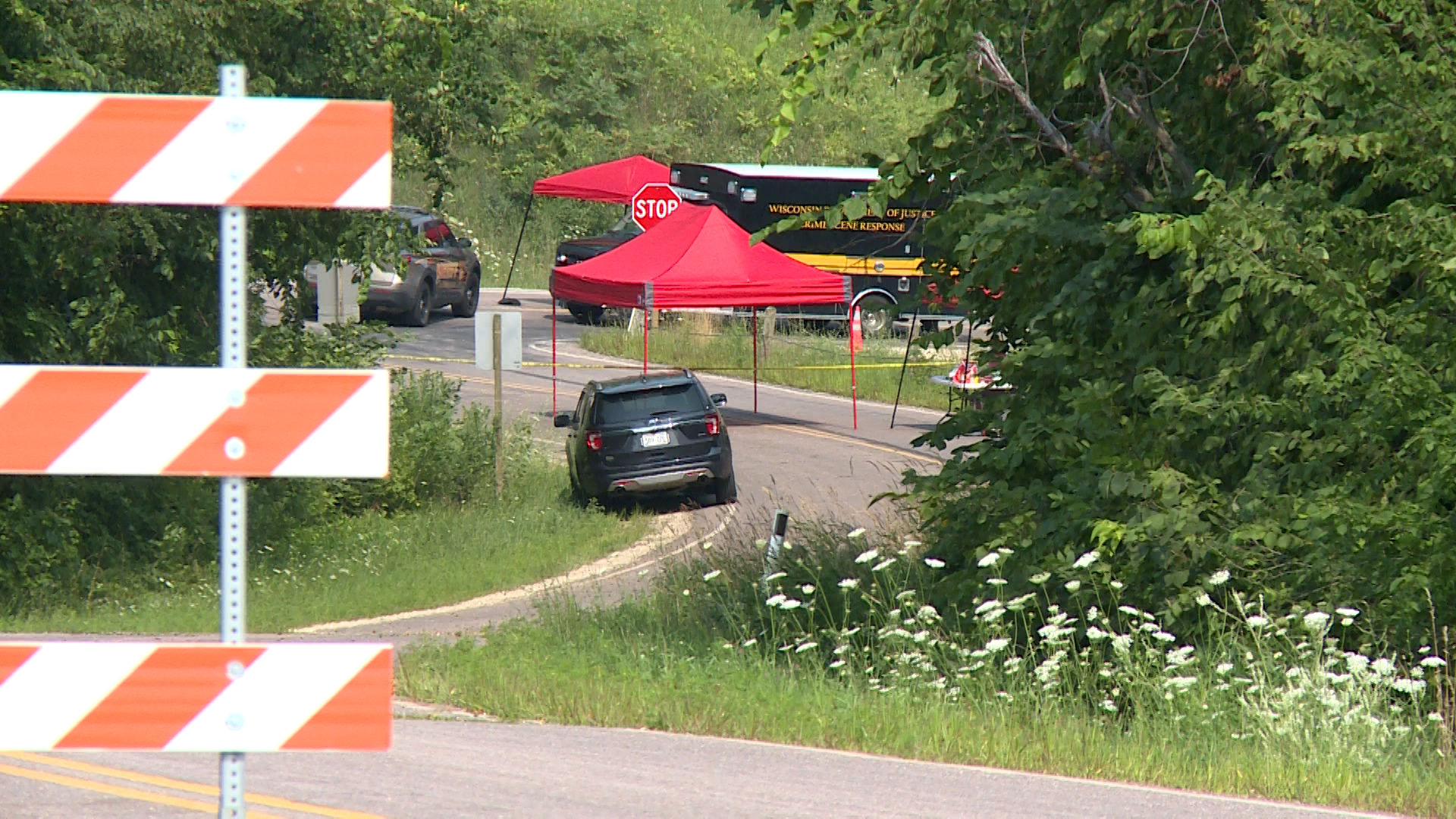 Sheriff investigates triple slaying in western Wisconsin; bodies