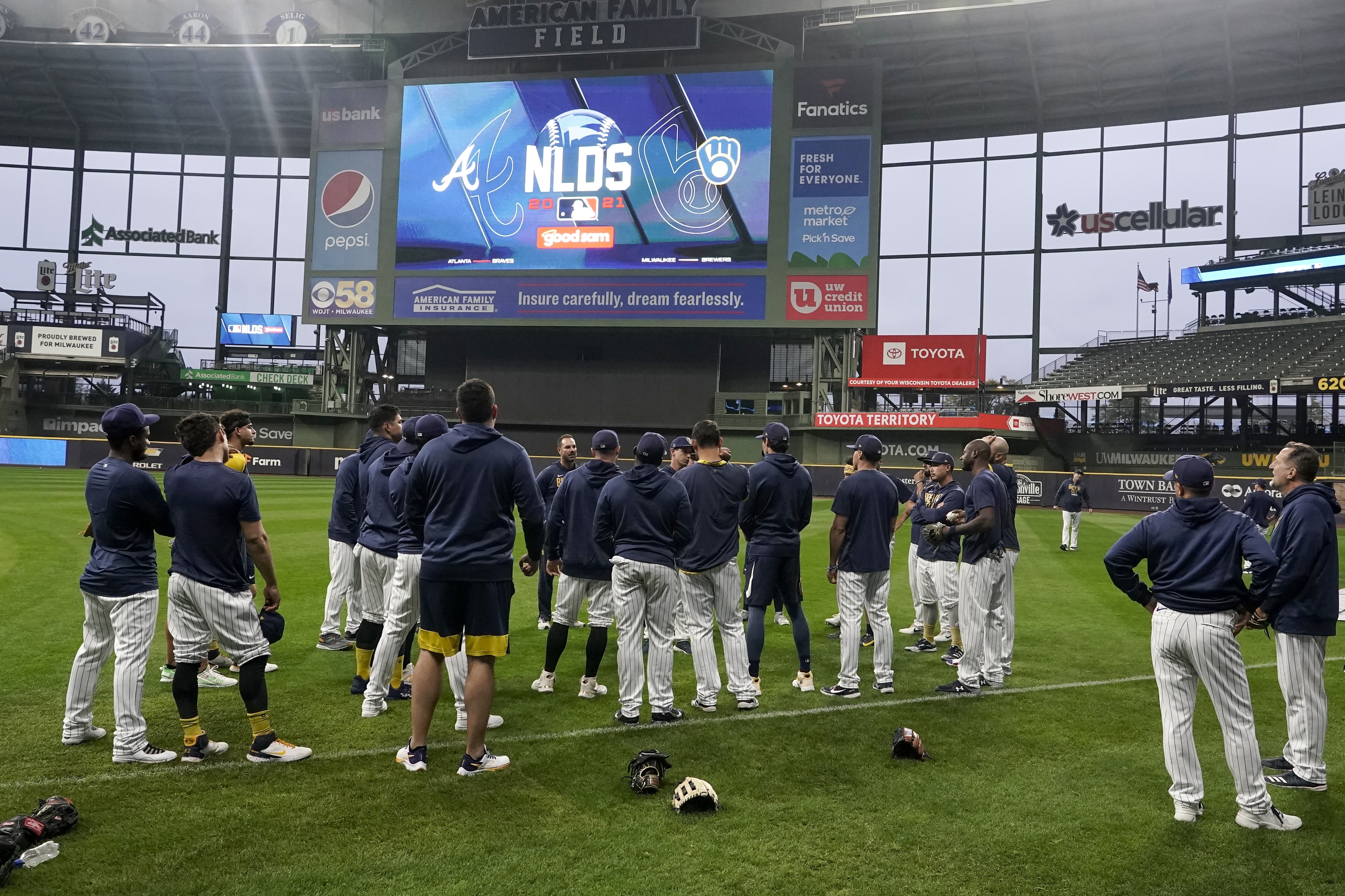 Brewers manager Craig Counsell knows the Braves will be tough in the NLDS