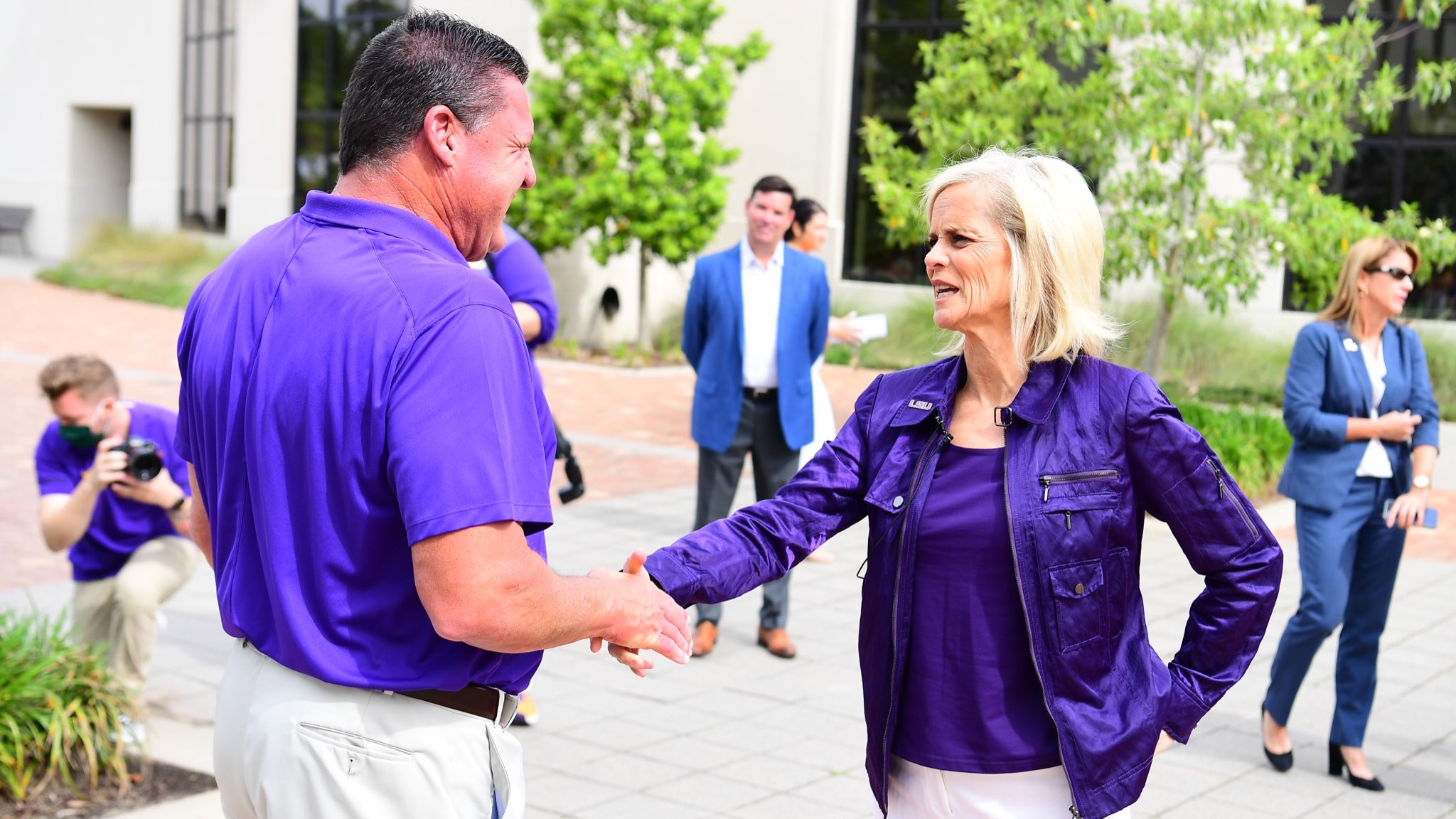 Coach Ed Orgeron Talks to Fans About Hurricane While in Elevator