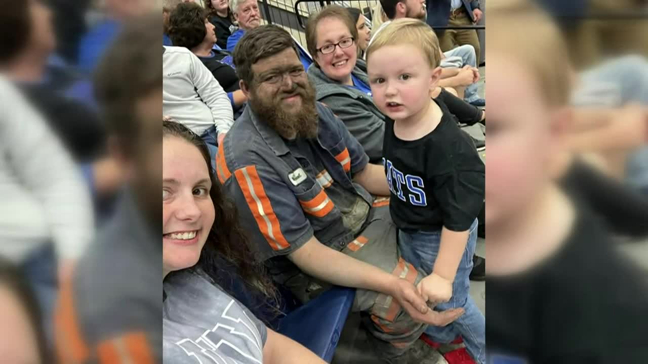 Coal miner goes viral after attending game with family straight from work:  'It's mind-blowing'