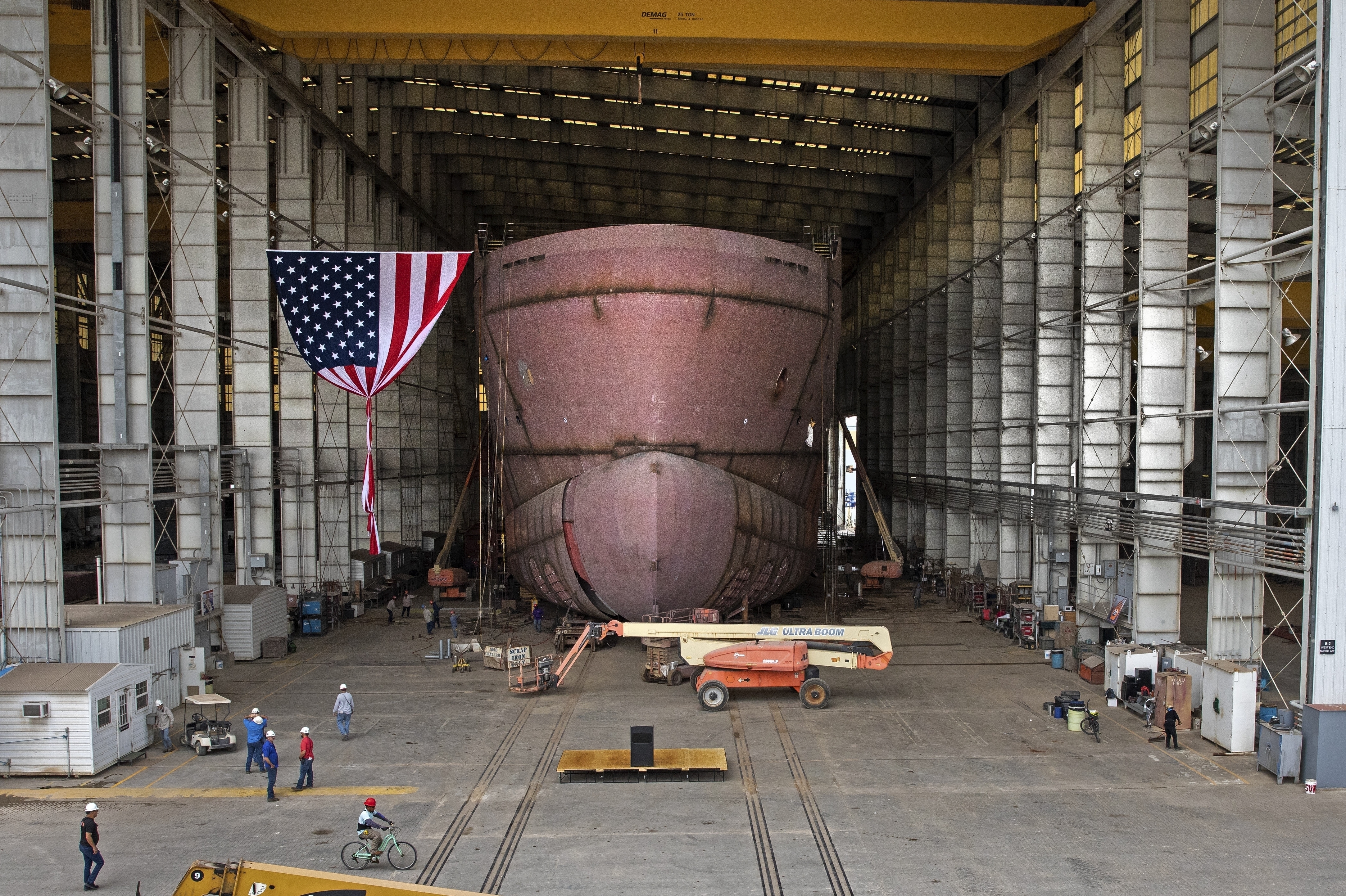 A ship for windpower takes shape in Louisiana oil country