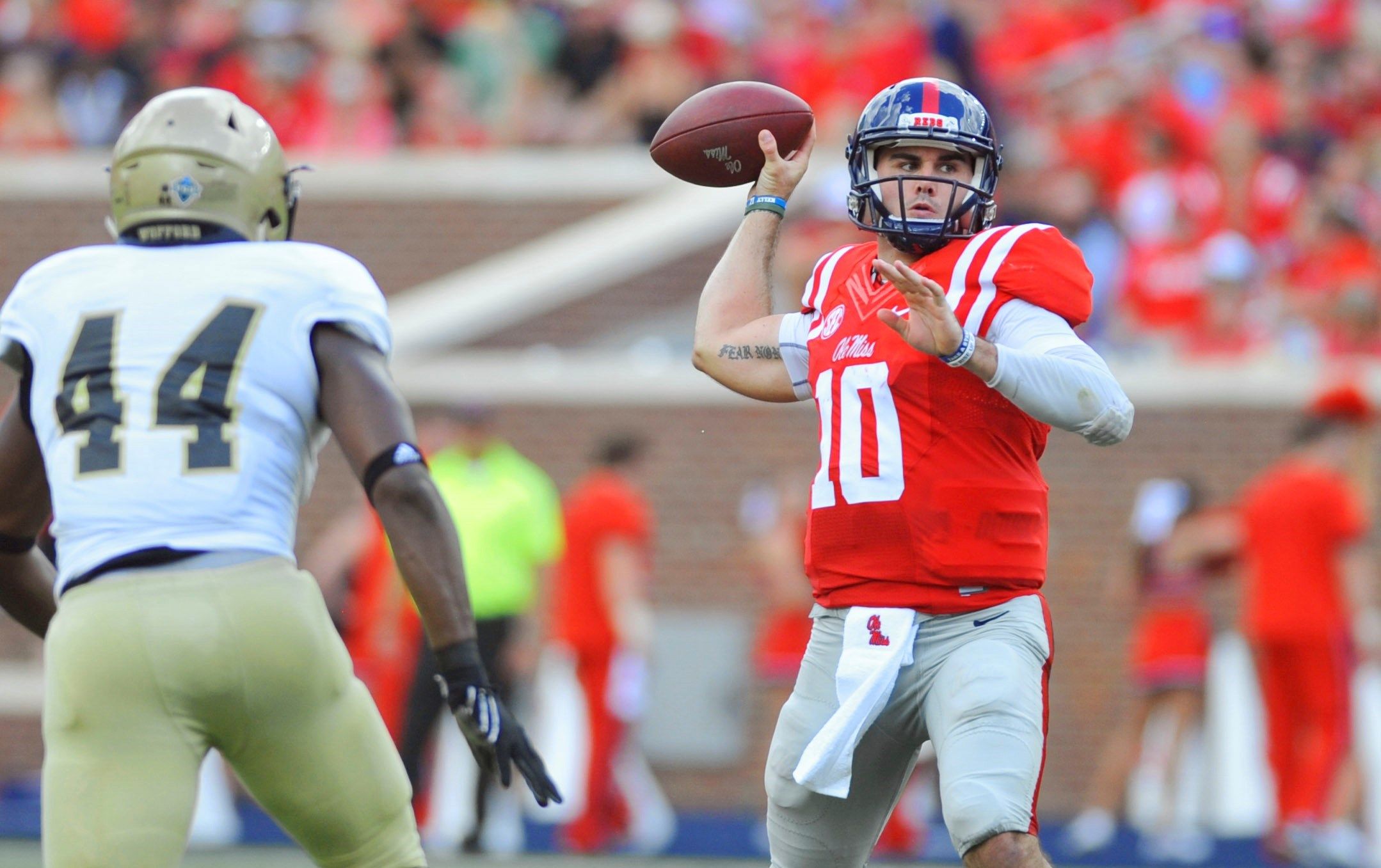 Colts sign former Ole Miss QB Chad Kelly