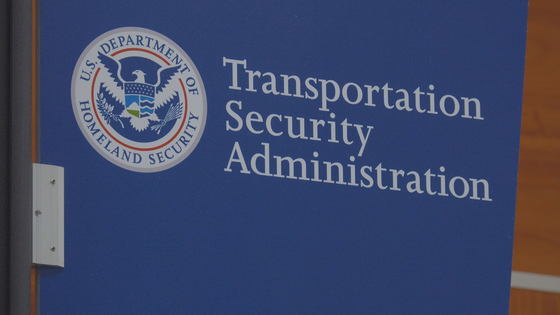 Amid partial government shutdown, Sen. Tommy Tuberville says TSA