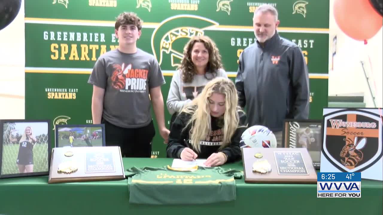 Ryan White signs to Waynesburg Womens Soccer