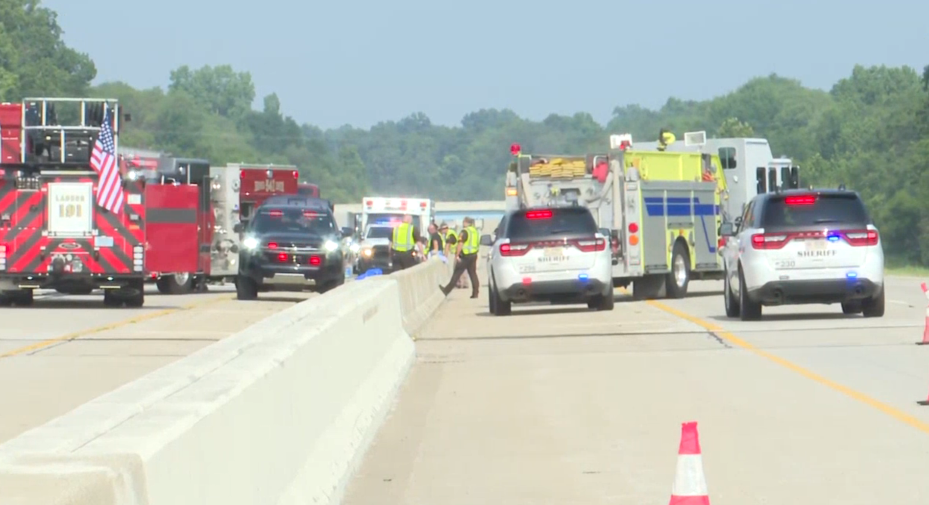 oneus シオン セット crash on us 1 dead, 1 injured in crash on U.S. 20 Bypass in Elkhart County