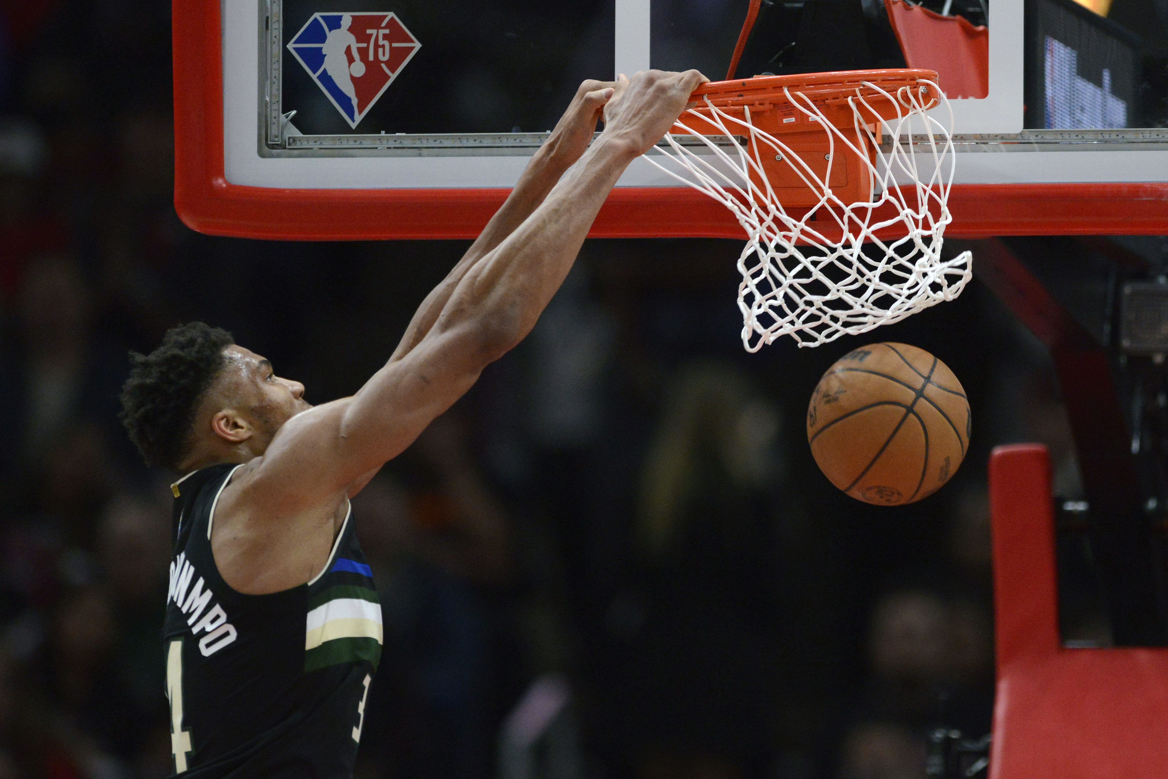 Bulls' Jones Jr. on his dunk on Giannis: That's not even close to