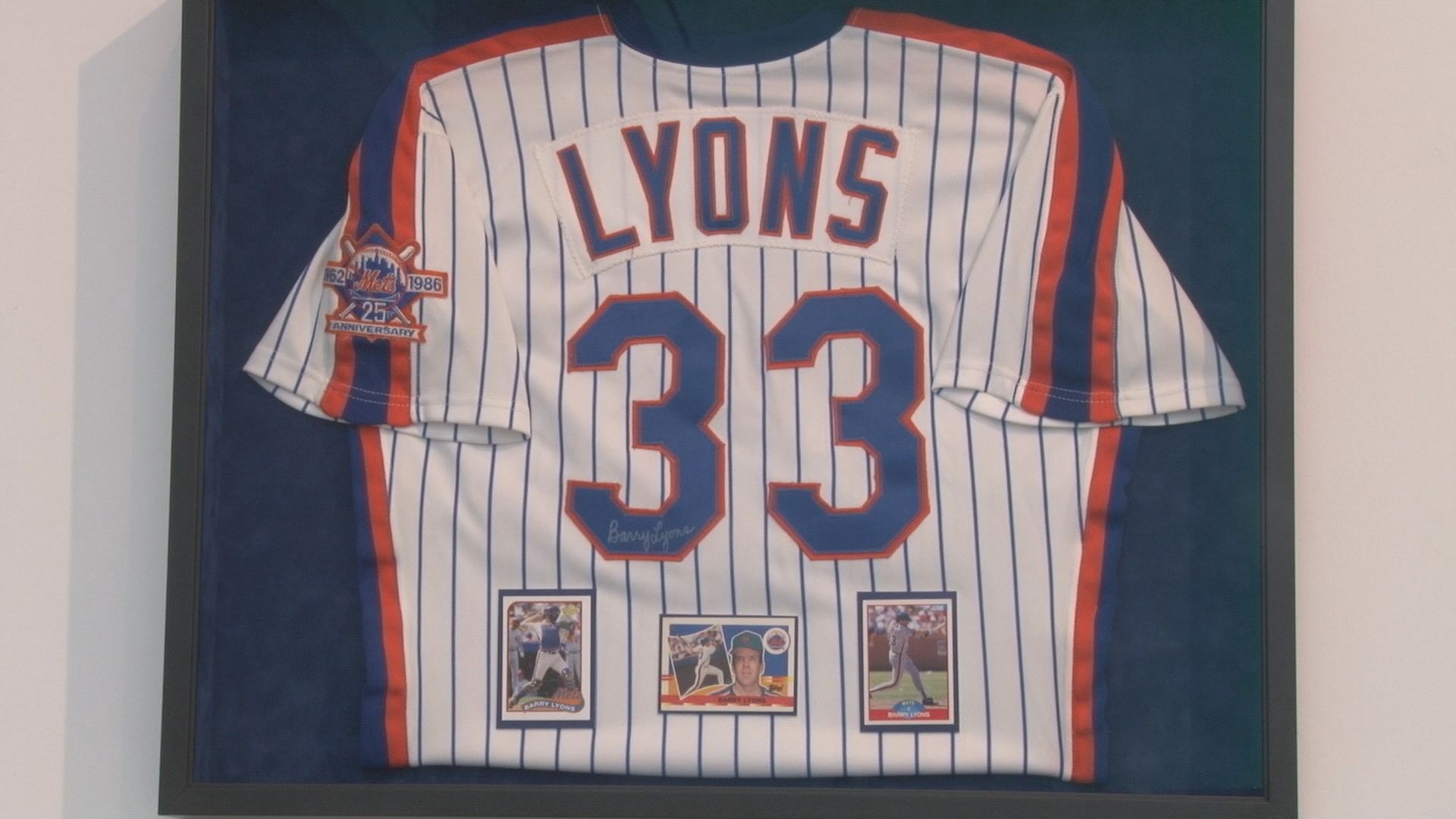 Lot Detail - 1986 Barry Lyons Game Used and Signed New York Mets