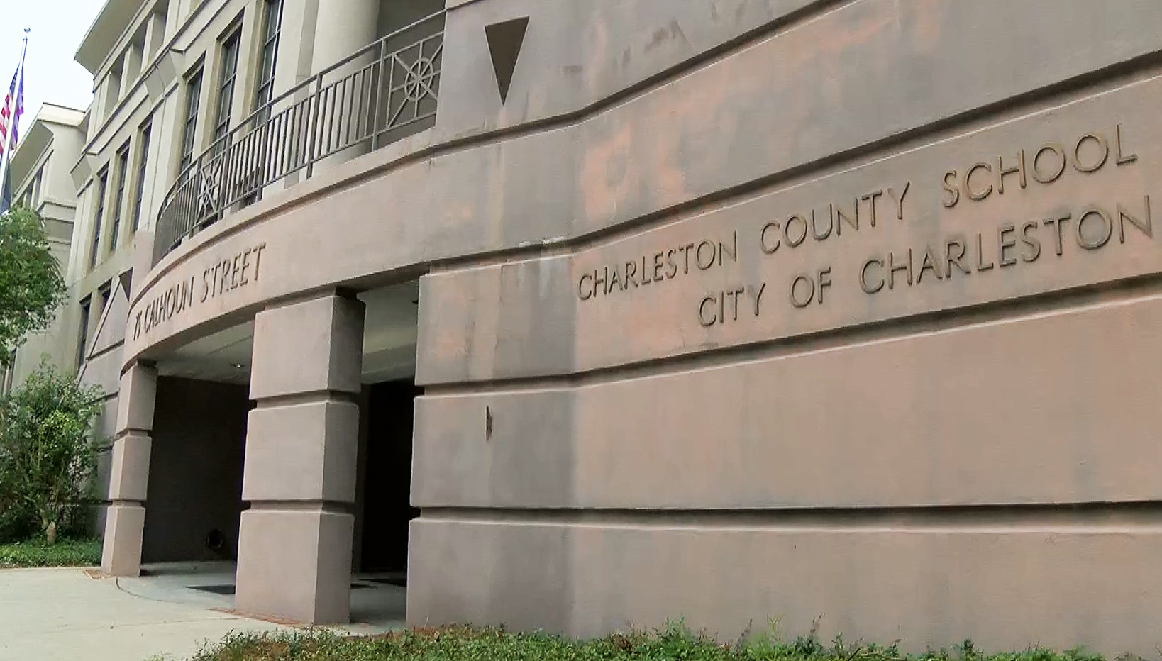 CCSD votes to remove three grade levels from Buist, approve other sweeping  changes
